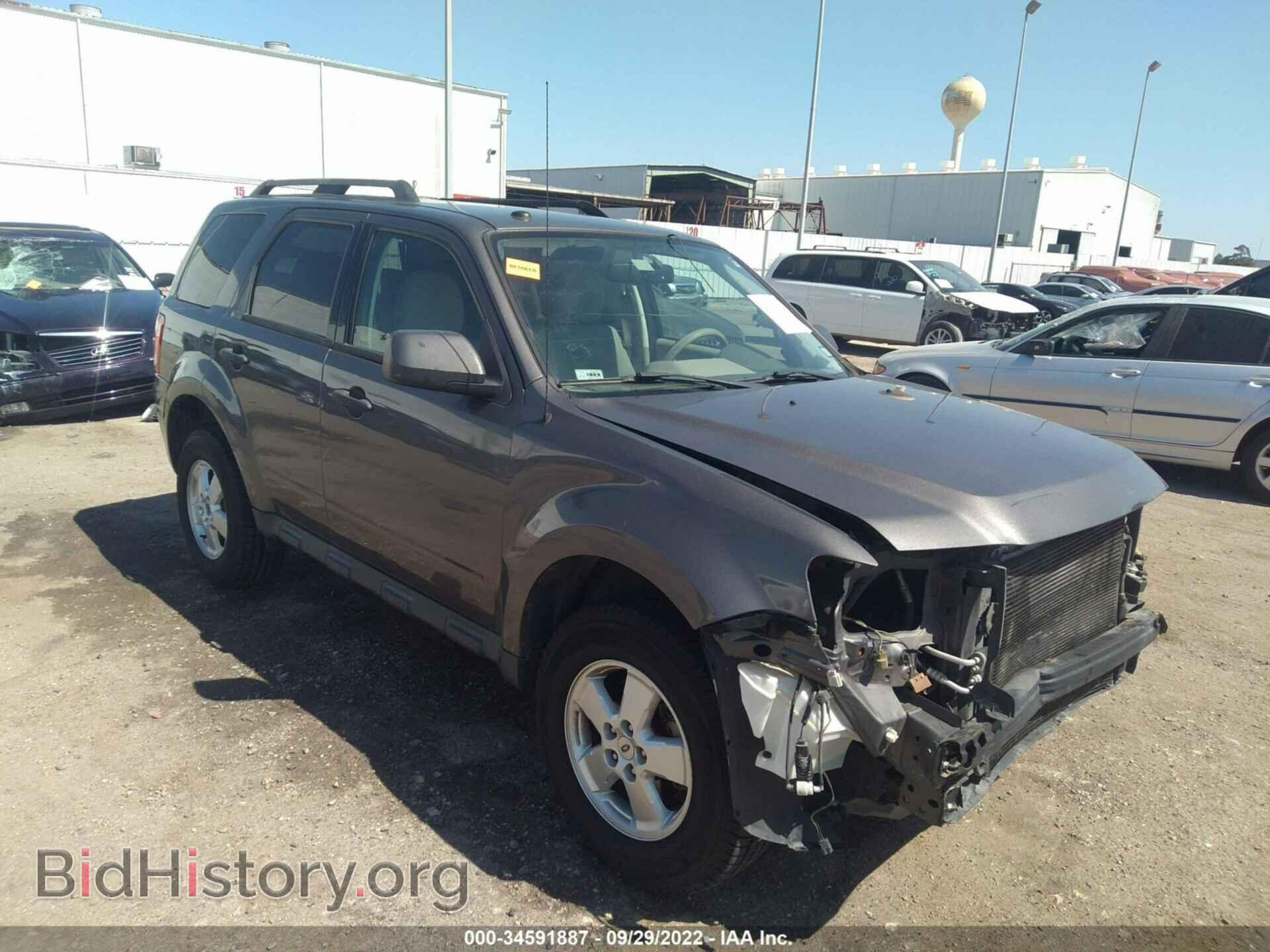 Фотография 1FMCU0D74CKC06399 - FORD ESCAPE 2012