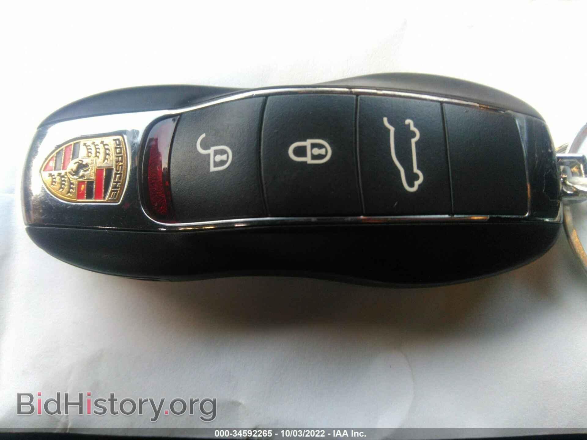 2017 PORSCHE CAYENNE - VIN: WP1AA2A28HKA90008 - Фото 11