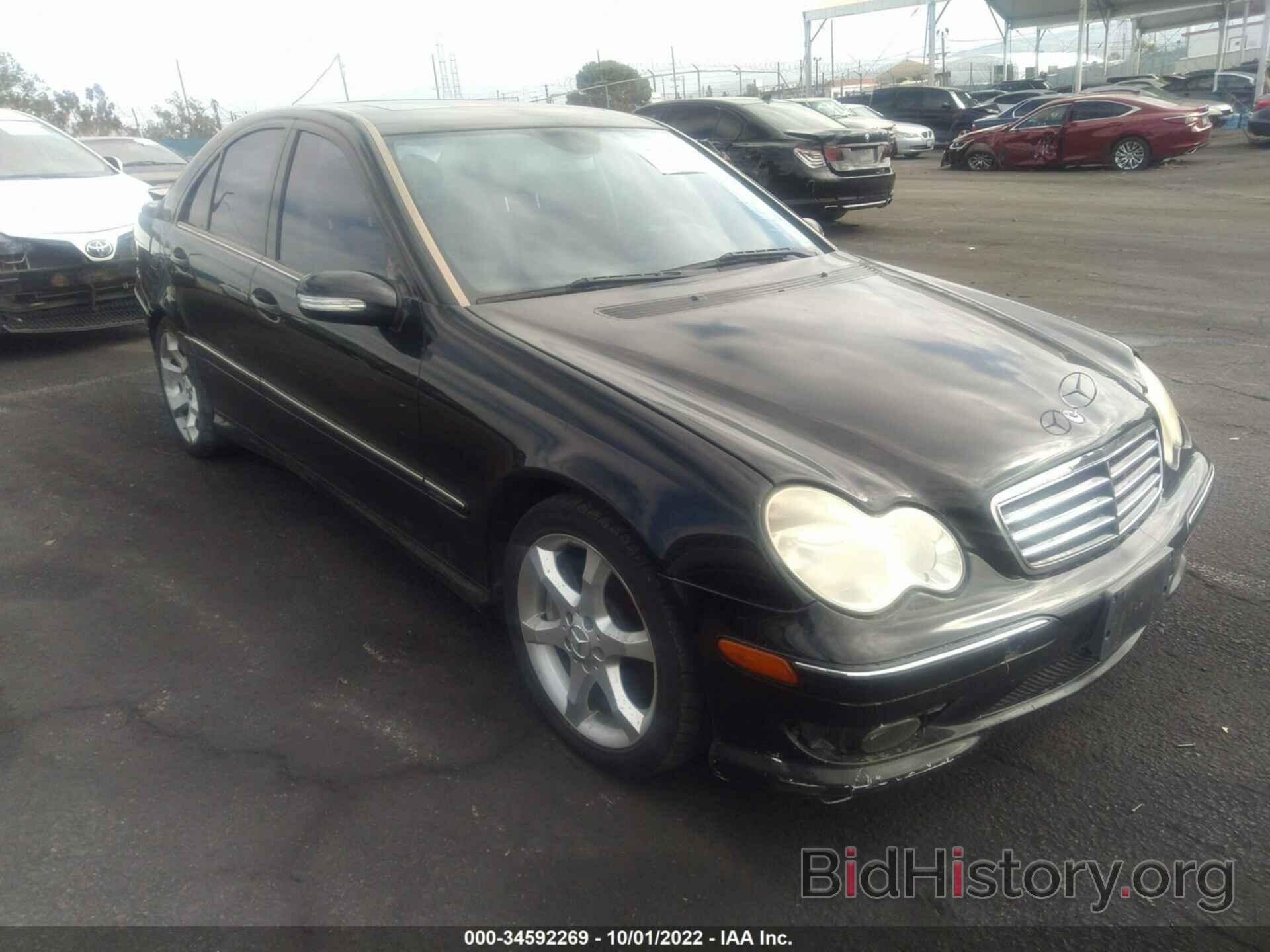 Photo WDBRF52H57F875991 - MERCEDES-BENZ C-CLASS 2007