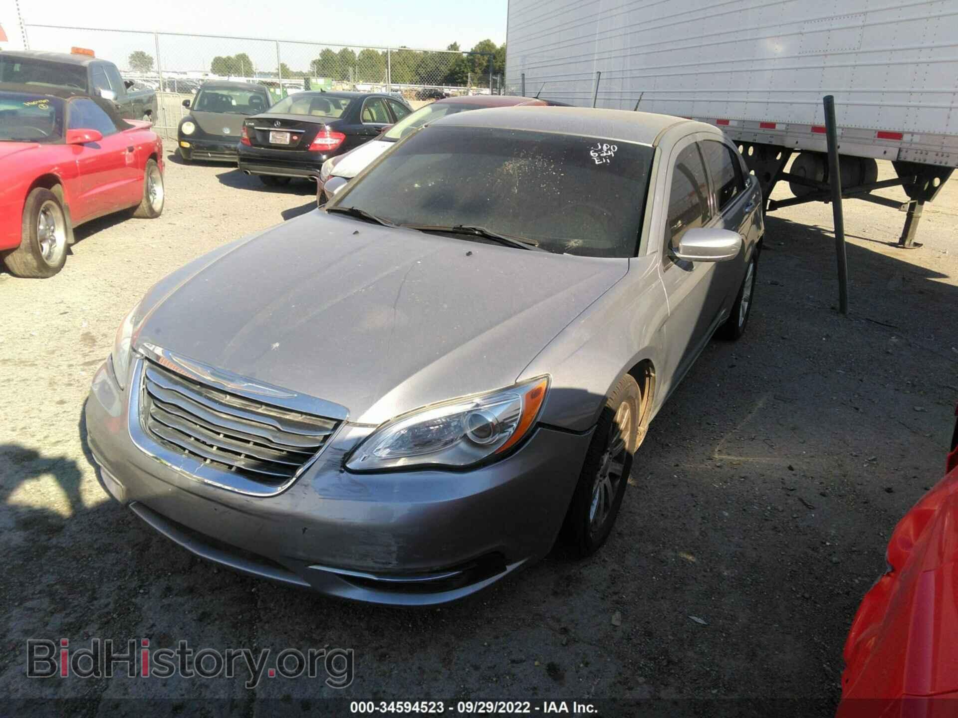 2013 CHRYSLER 200 - VIN: 1C3CCBBG9DN573308 - Фото 2