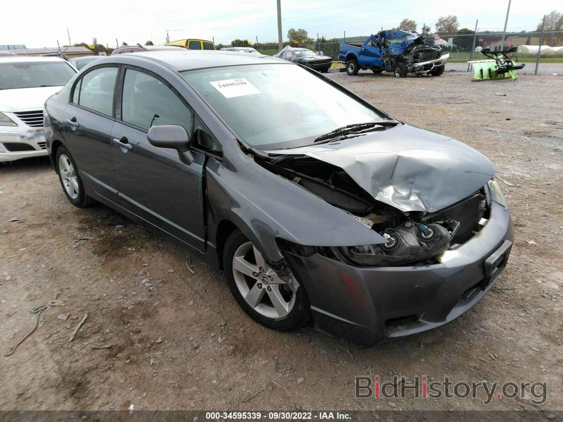 Photo 19XFA1E68AE014134 - HONDA CIVIC SDN 2010