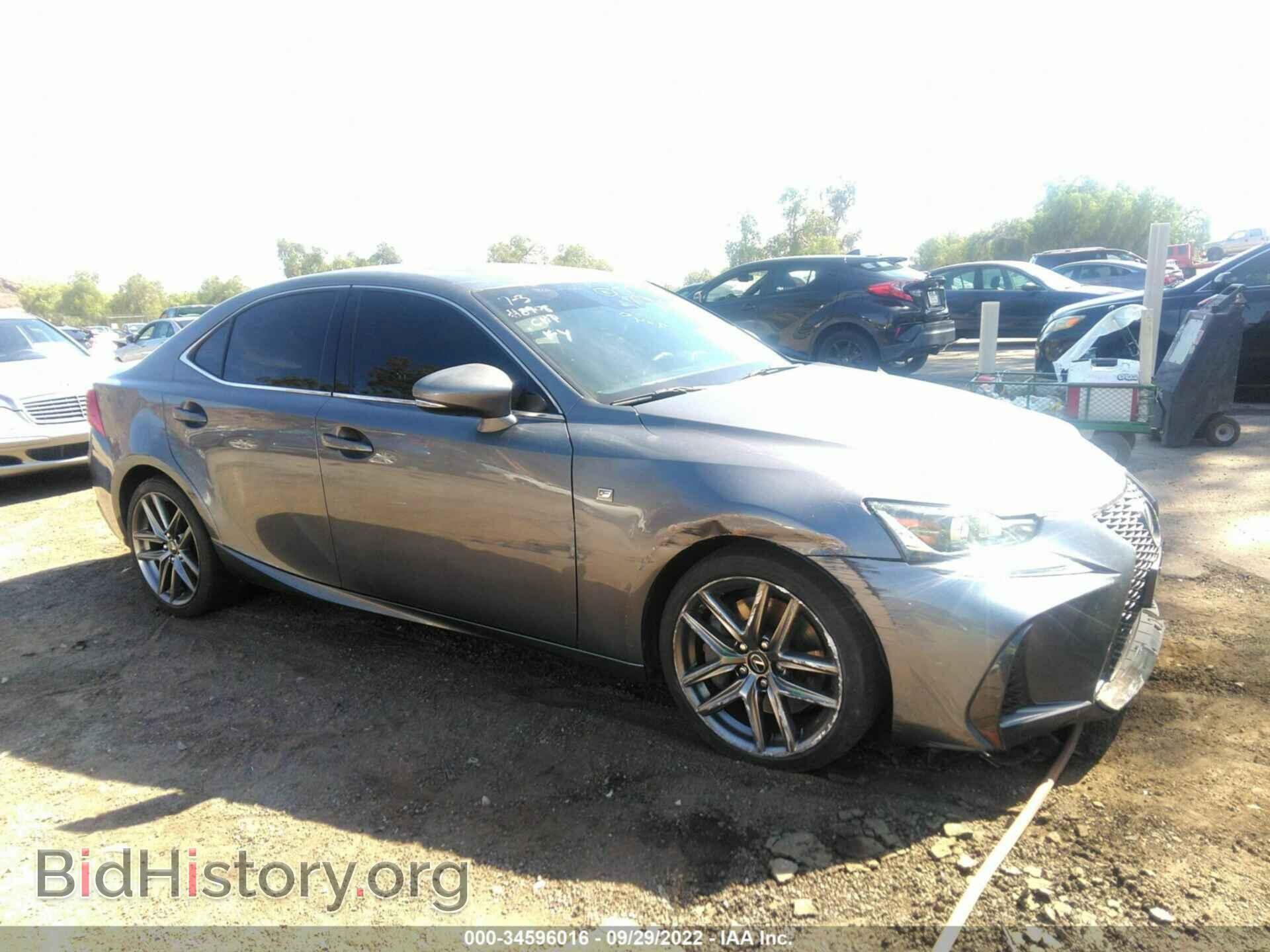 Фотография JTHBA1D23H5044482 - LEXUS IS 2017