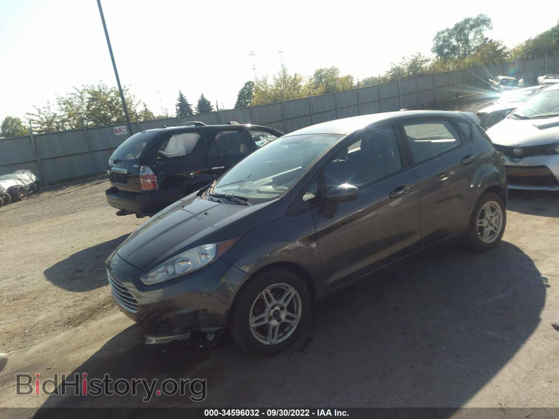 2017 FORD FIESTA - VIN: 3FADP4EJ6HM110460 - Фото 2