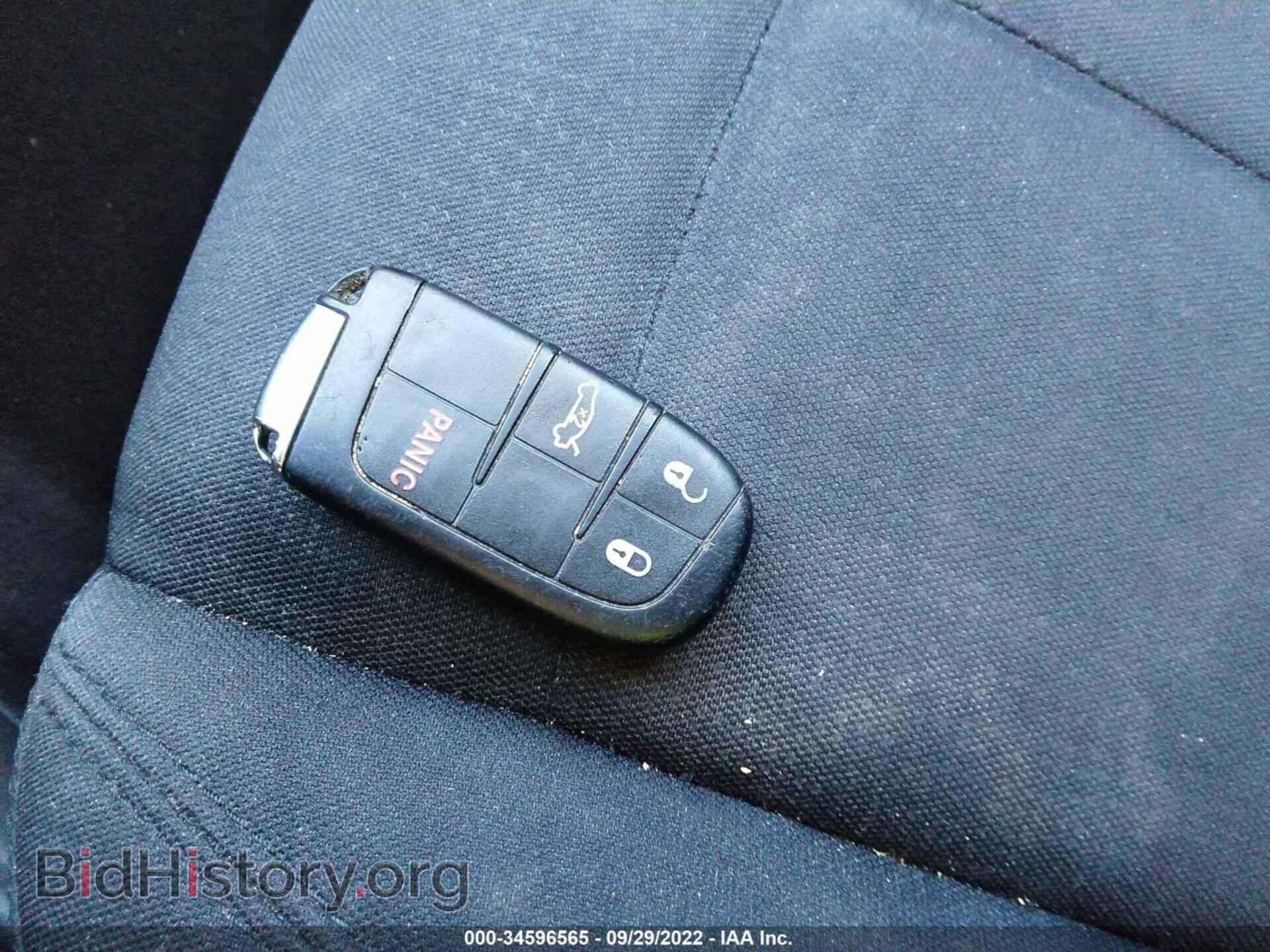 2015 CHRYSLER 200 - VIN: 1C3CCCAB5FN637522 - Фото 11