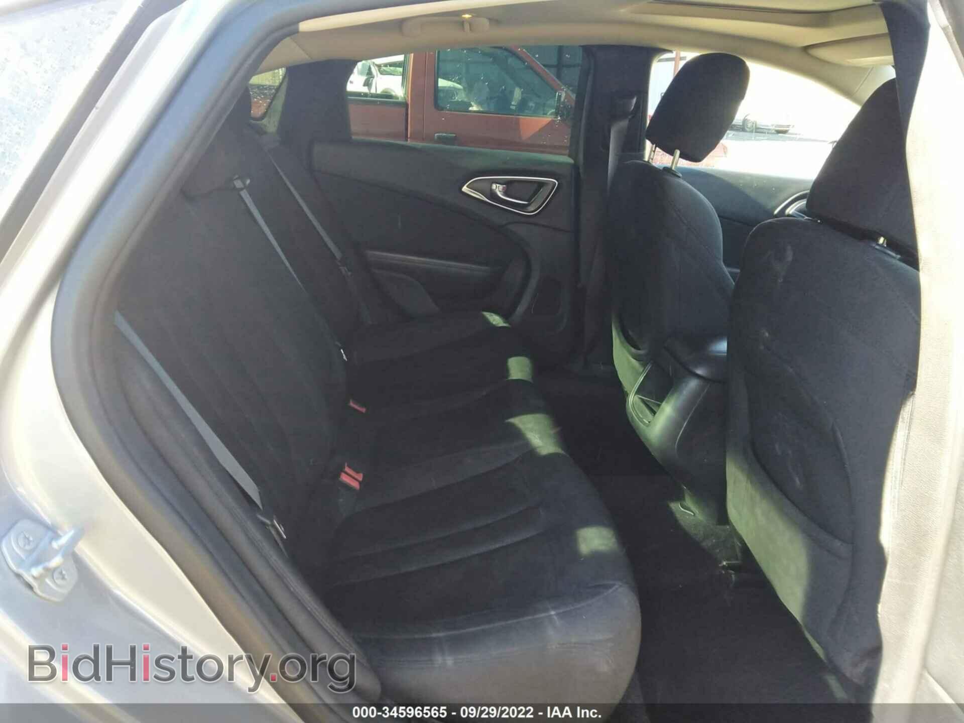 2015 CHRYSLER 200 - VIN: 1C3CCCAB5FN637522 - Фото 8