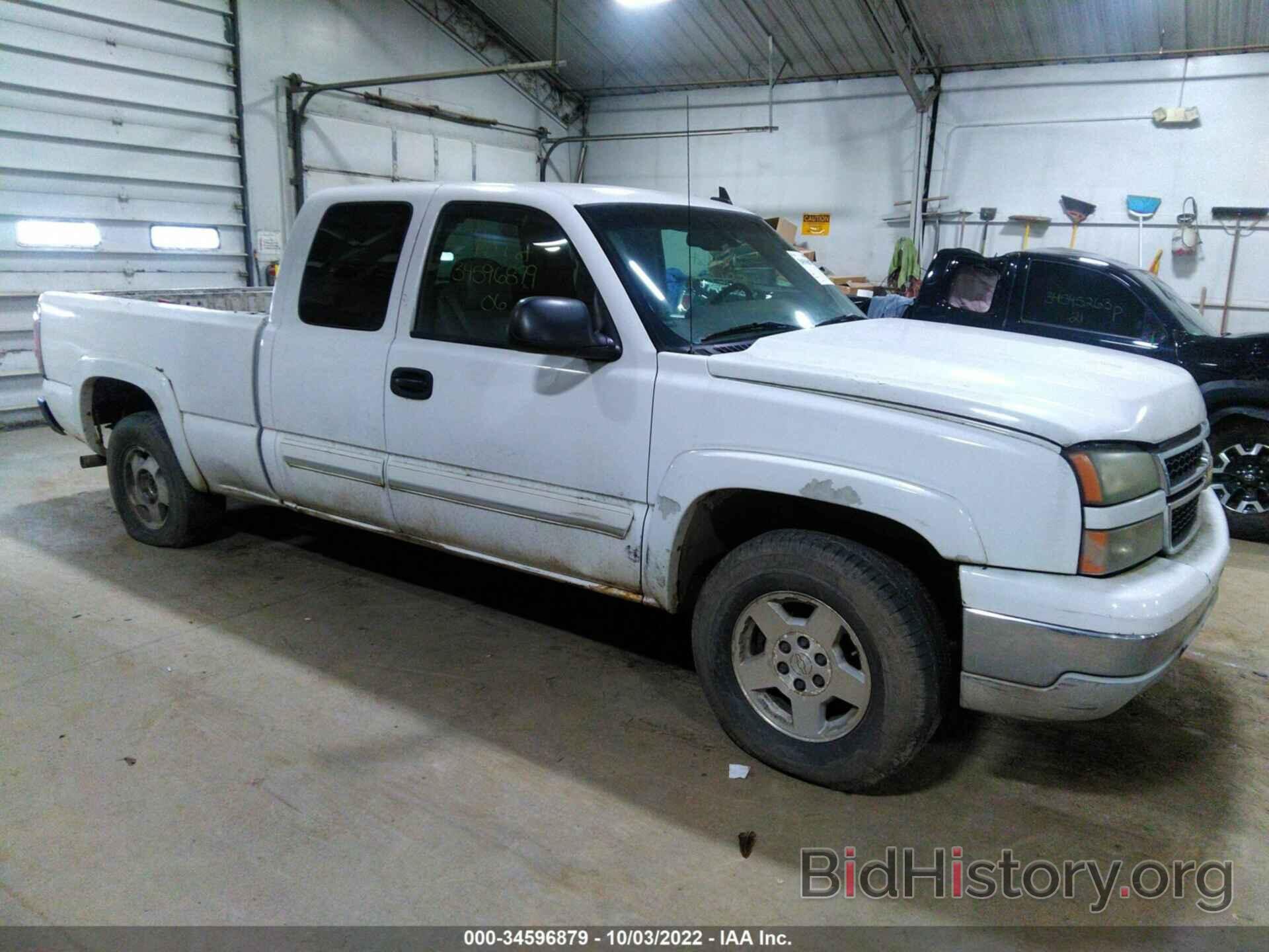 Photo 1GCEK19B66Z151679 - CHEVROLET SILVERADO 1500 2006