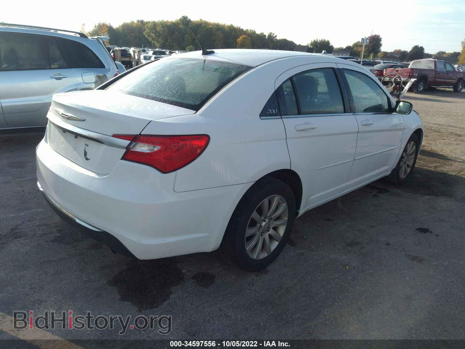 2012 CHRYSLER 200 - VIN: 1C3CCBBB9CN207724 - Фото 4