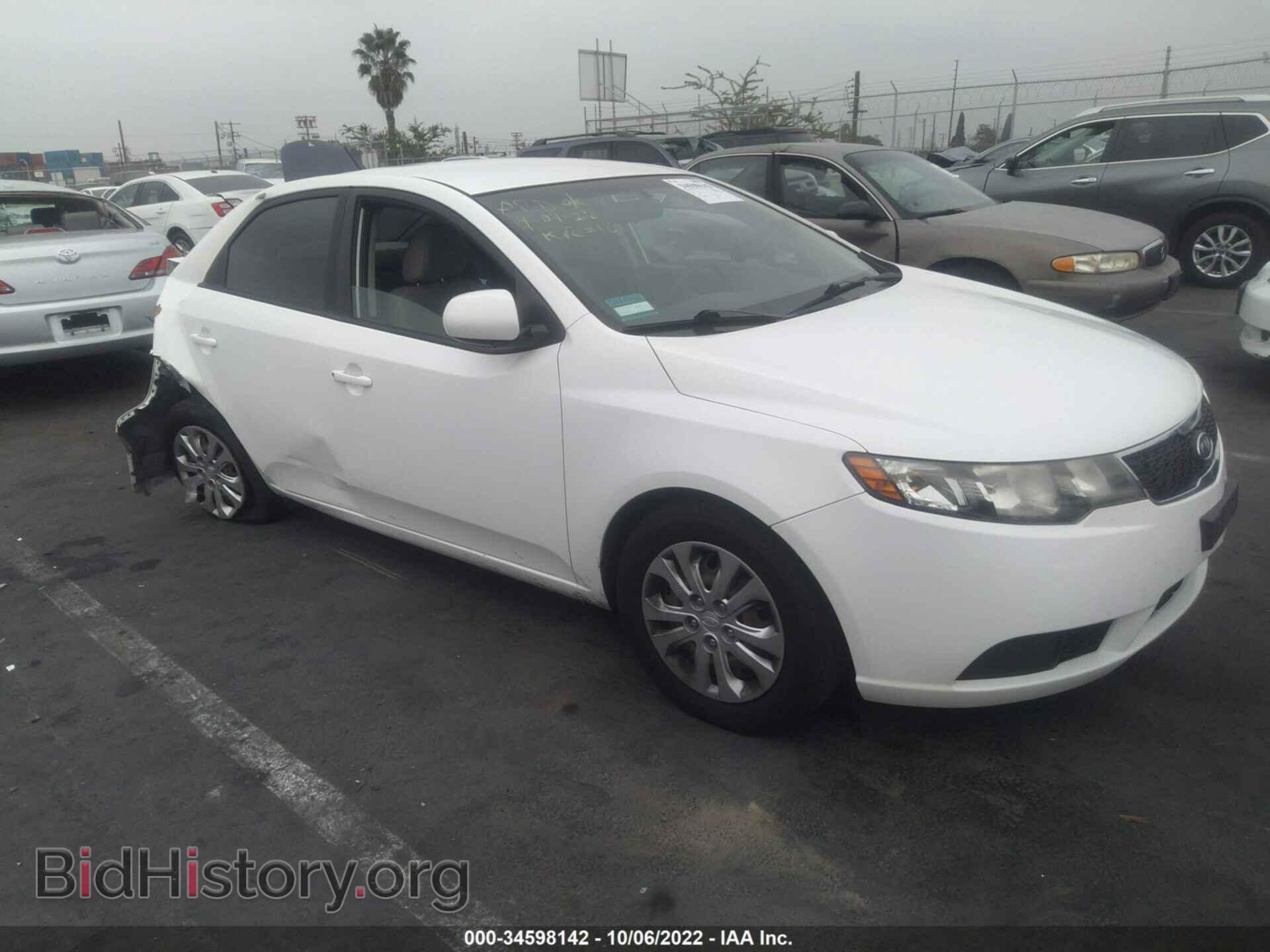 Фотография KNAFT4A22D5741121 - KIA FORTE 2013