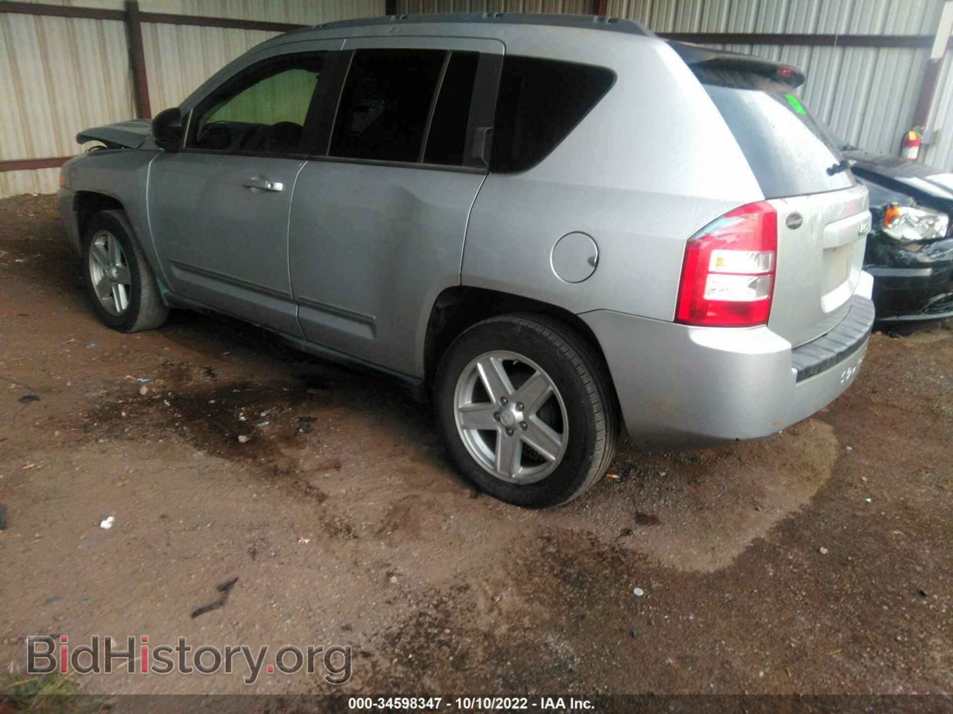 2010 JEEP COMPASS - VIN: 1J4NT4FB6AD541121 - Фото 3