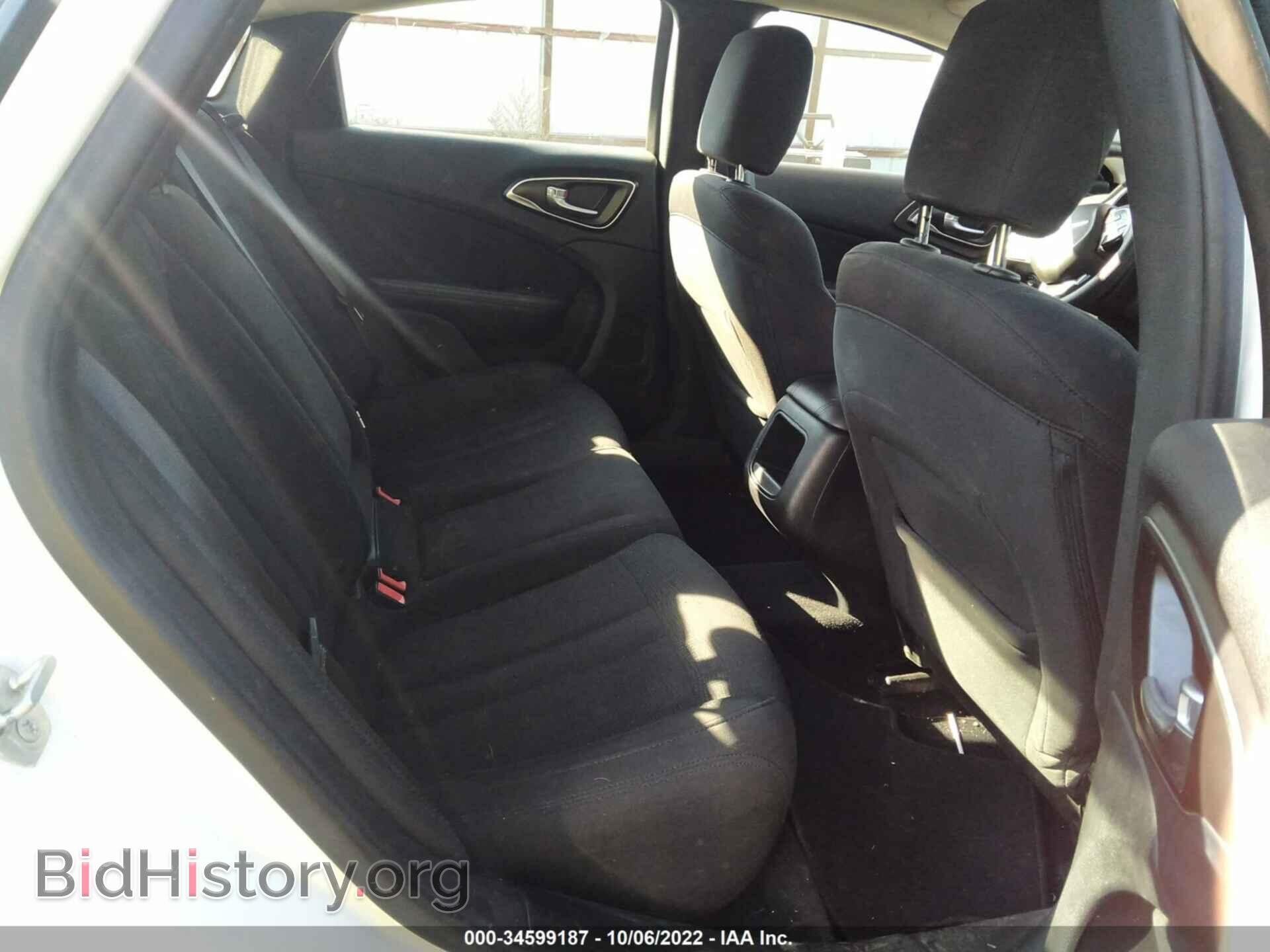 2016 CHRYSLER 200 - VIN: 1C3CCCAB8GN129918 - Фото 8