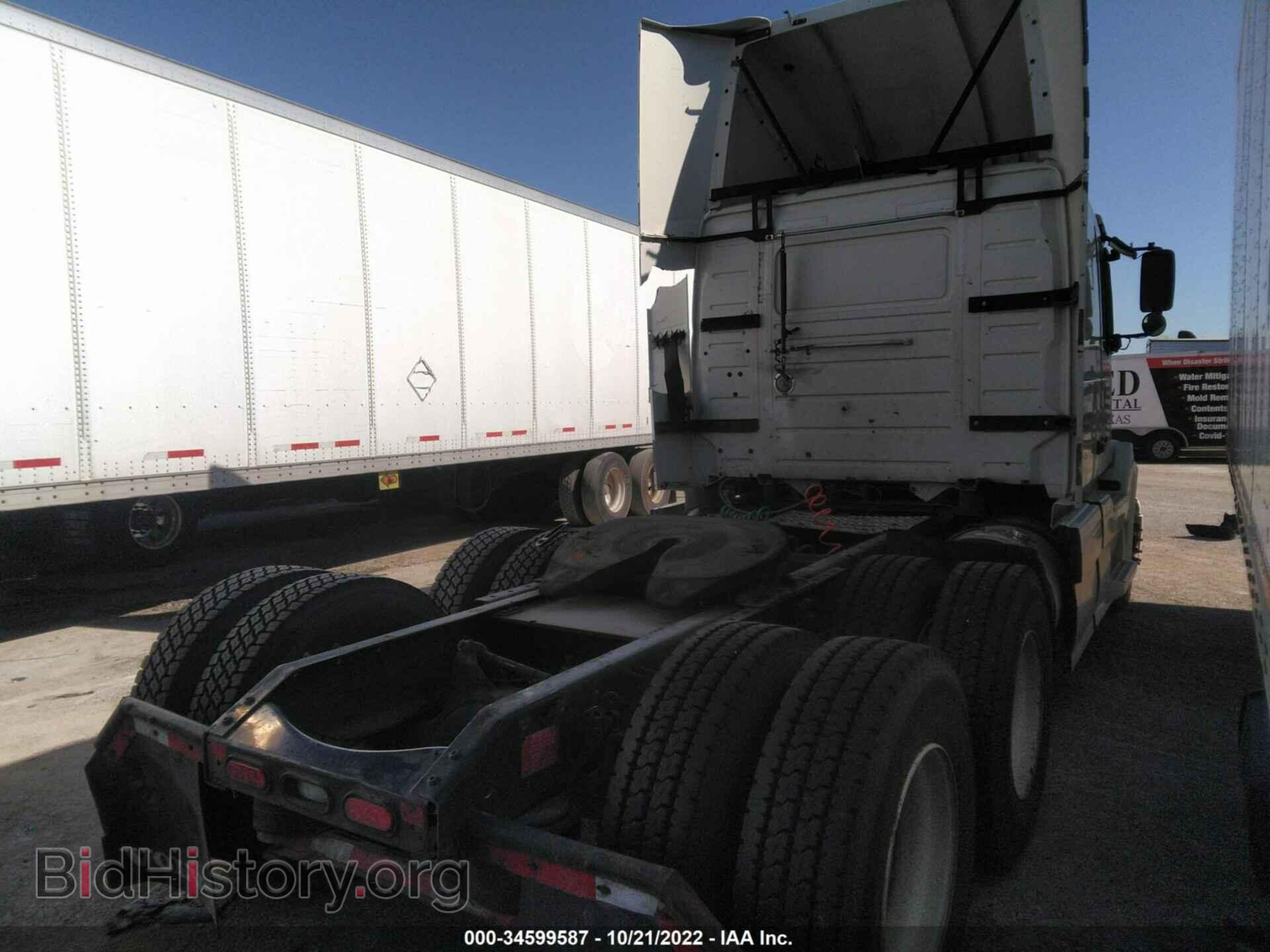 2013 VOLVO VN - VIN: 4V4NC9EH1DN132603 - Фото 4