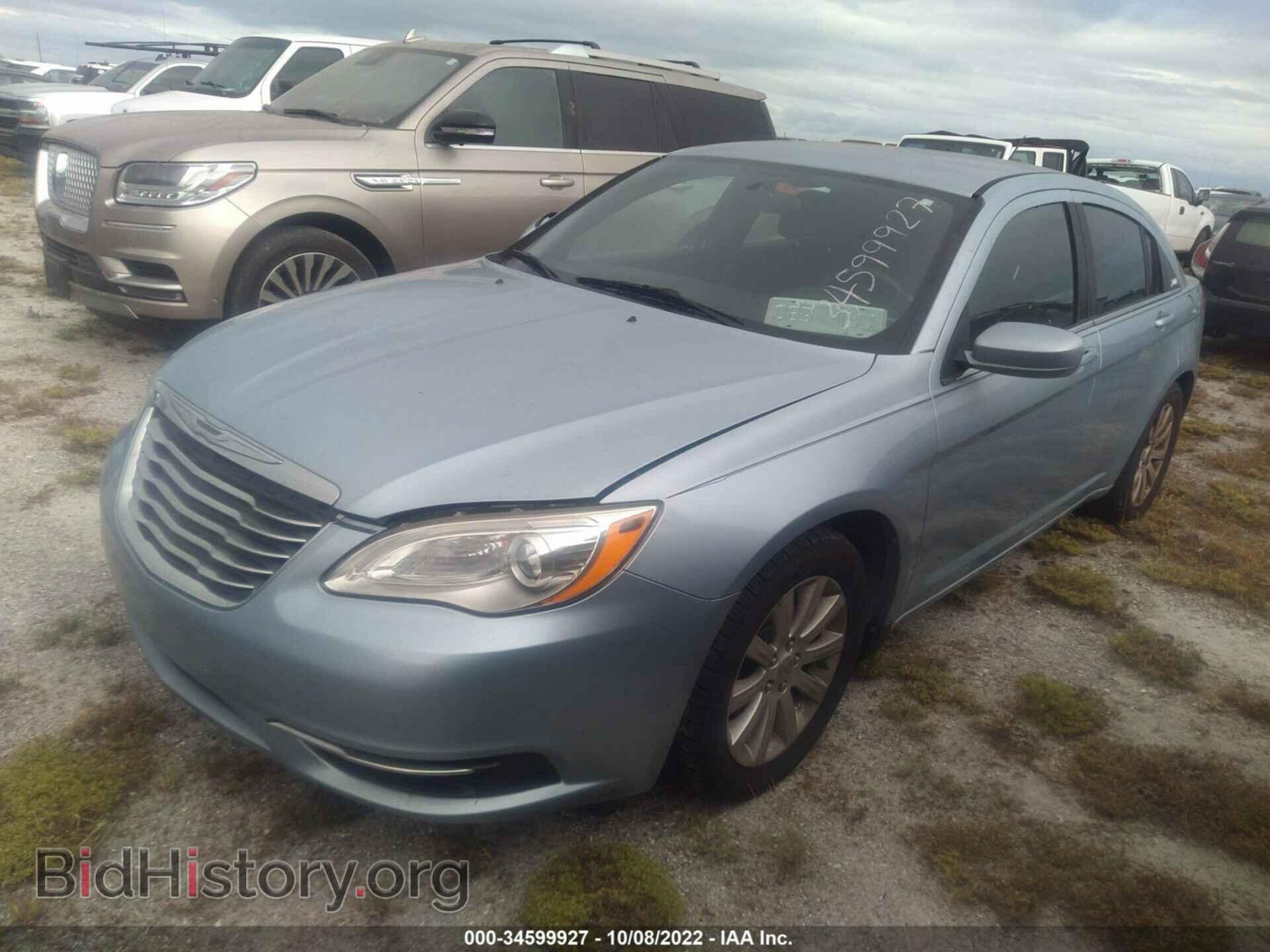 2013 CHRYSLER 200 - VIN: 1C3CCBBB7DN577412 - Photo 2