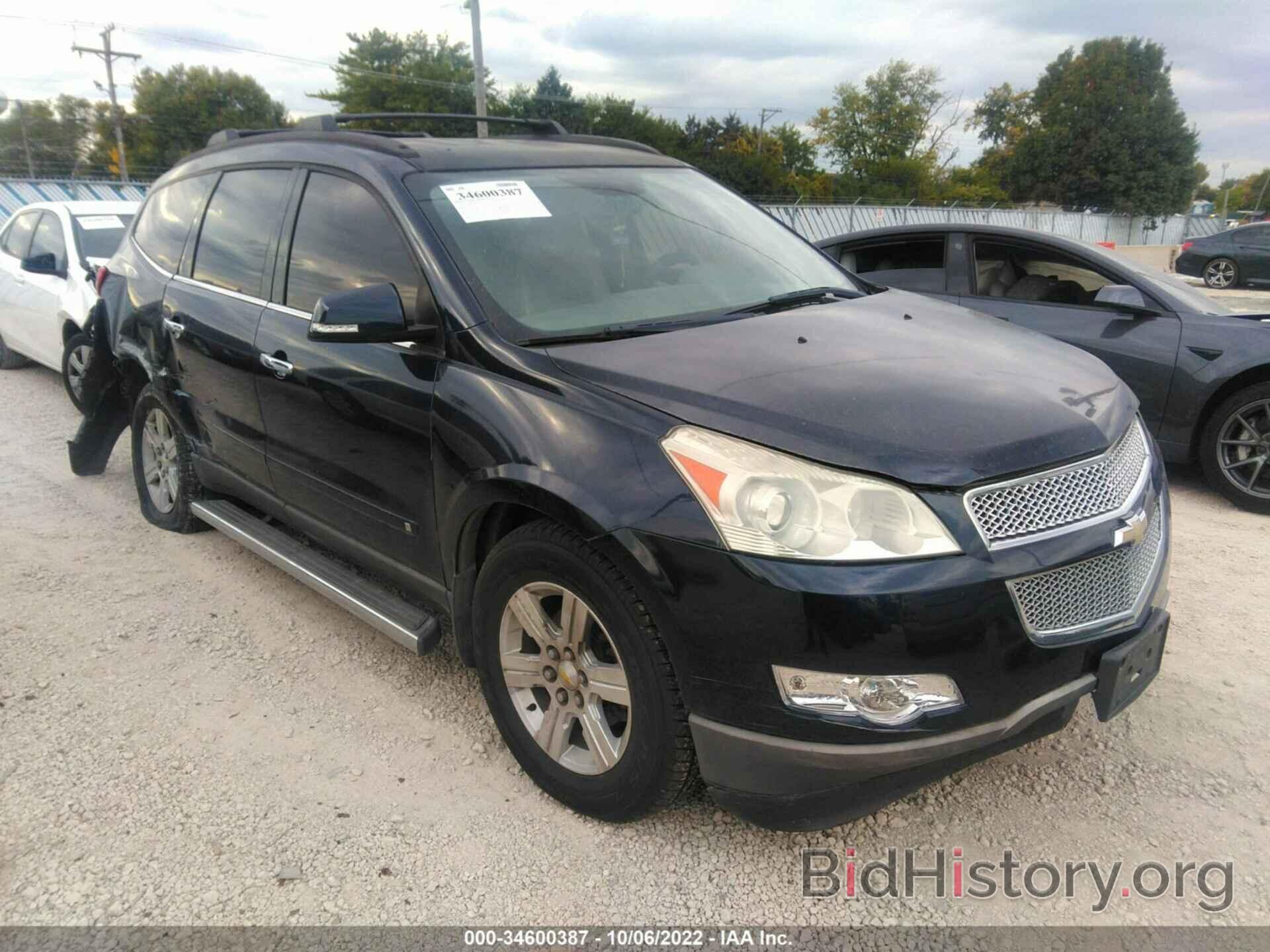 Photo 1GNLRGED4AS120341 - CHEVROLET TRAVERSE 2010
