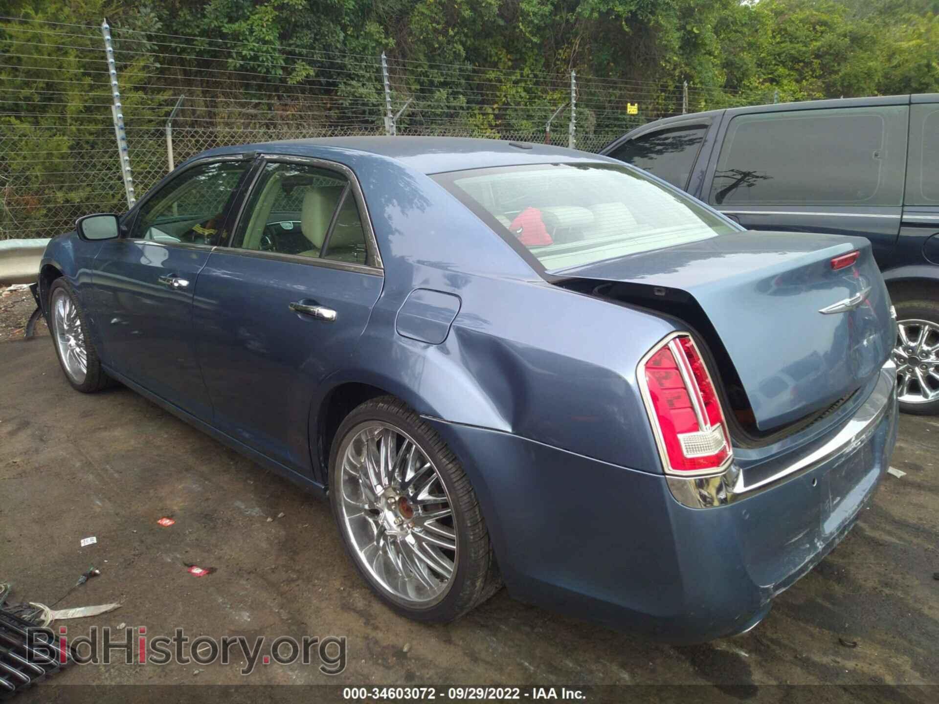 2011 CHRYSLER 300 - VIN: 2C3CA6CT5BH588113 - Фото 3