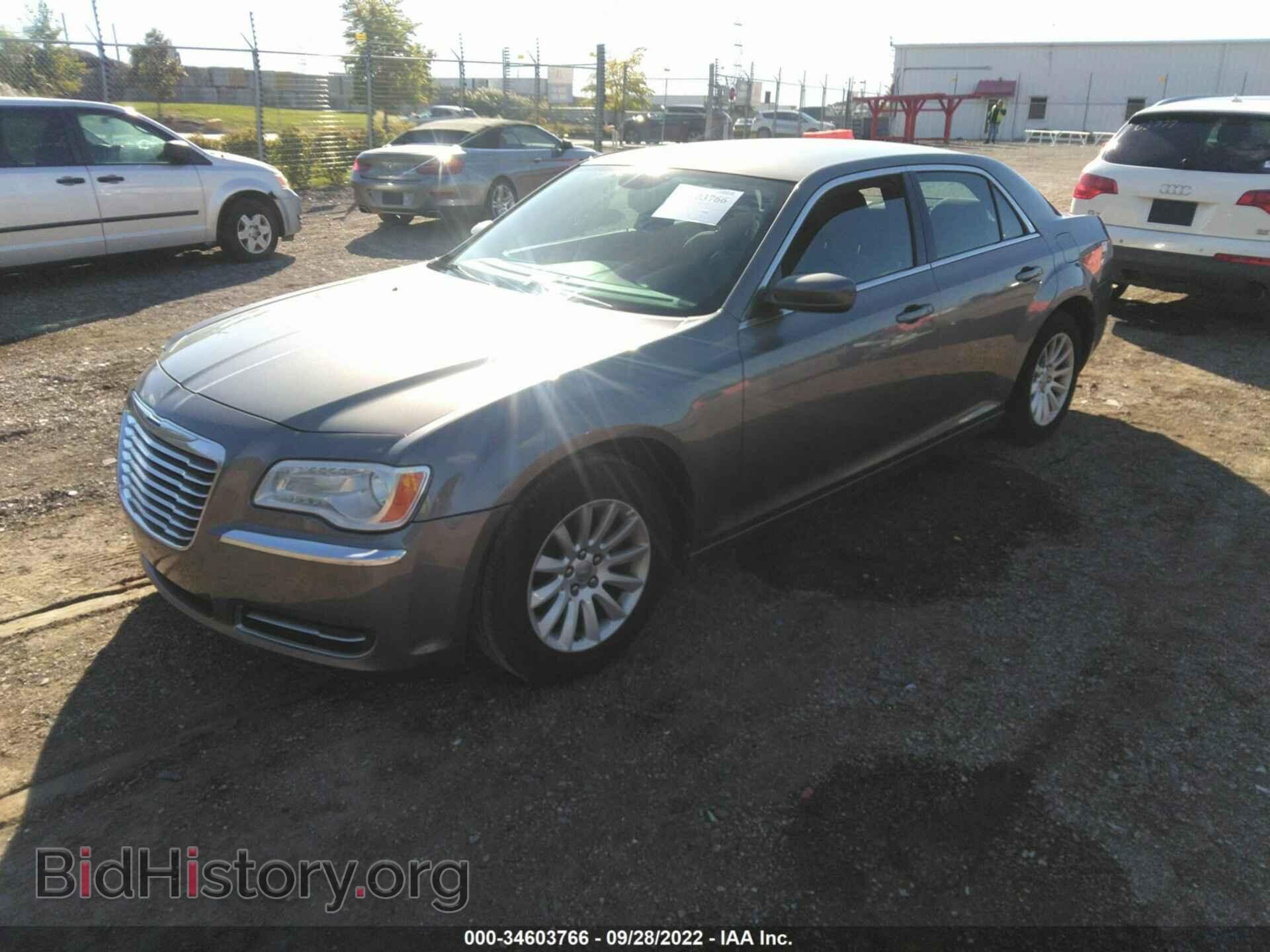 2012 CHRYSLER 300 - VIN: 2C3CCAAG4CH273131 - Photo 2