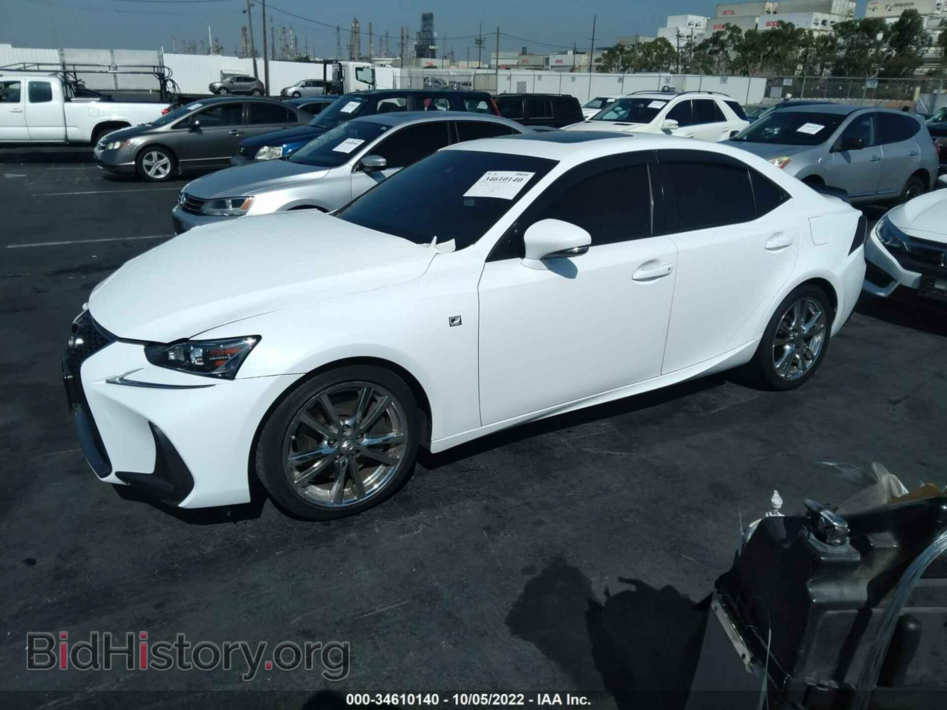 2017 LEXUS IS - VIN: JTHBA1D2XH5058430 - Фото 2