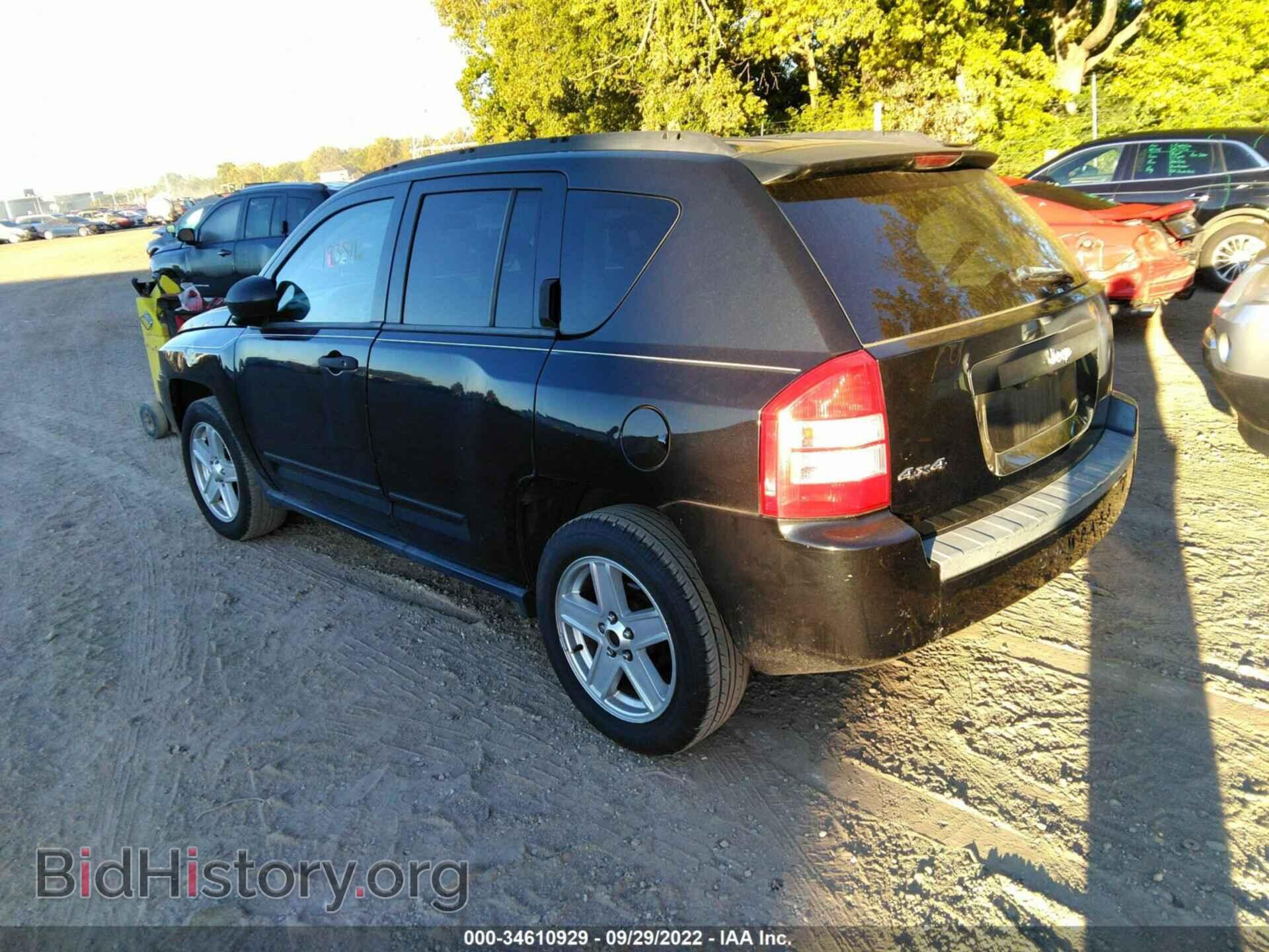 2009 JEEP COMPASS - VIN: 1J4FF47B09D225512 - Фото 3