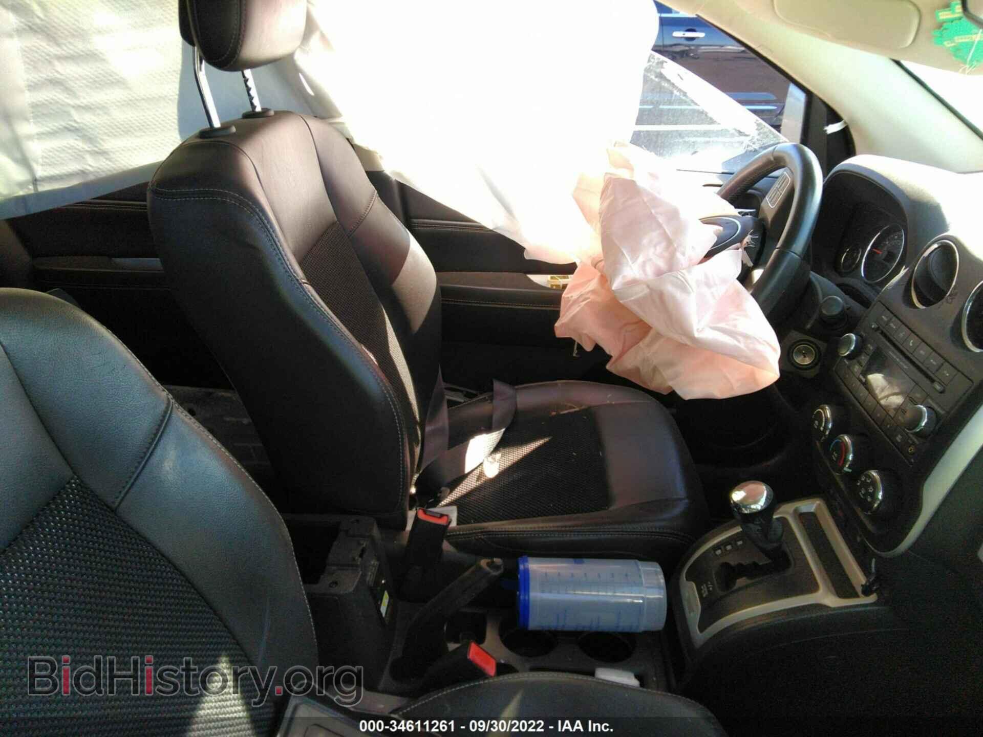 2014 JEEP COMPASS - VIN: 1C4NJDEBXED621704 - Фото 5