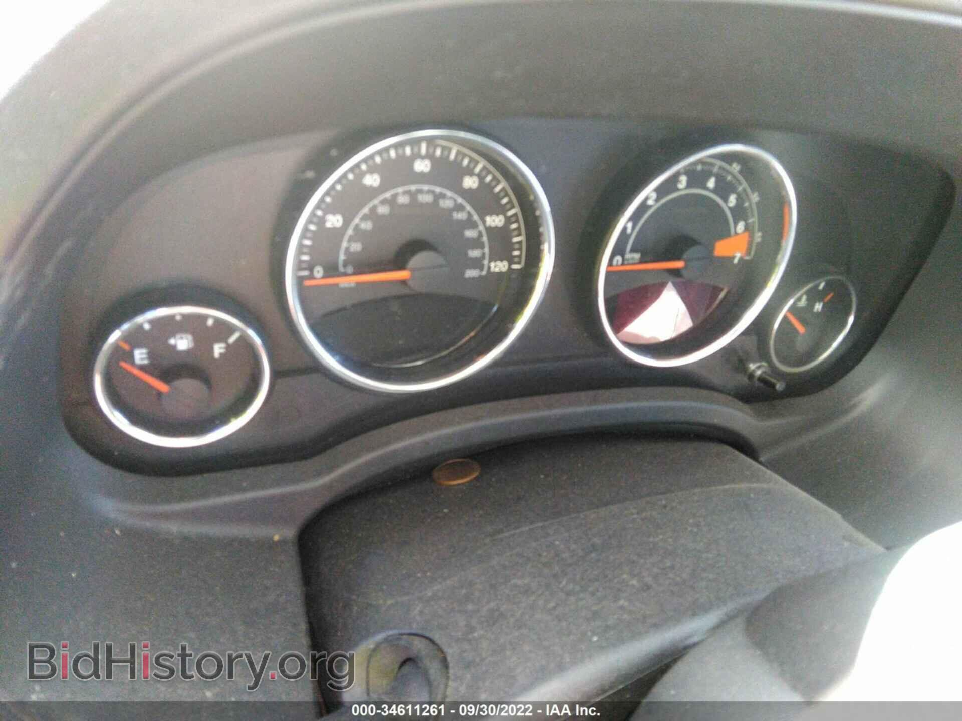 2014 JEEP COMPASS - VIN: 1C4NJDEBXED621704 - Фото 7