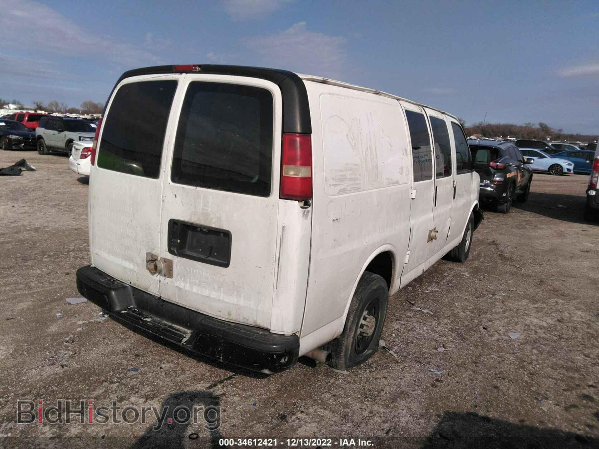 2008 CHEVROLET EXPRESS CARGO VAN - VIN: 1GCGG25C281160976 - Фото 4