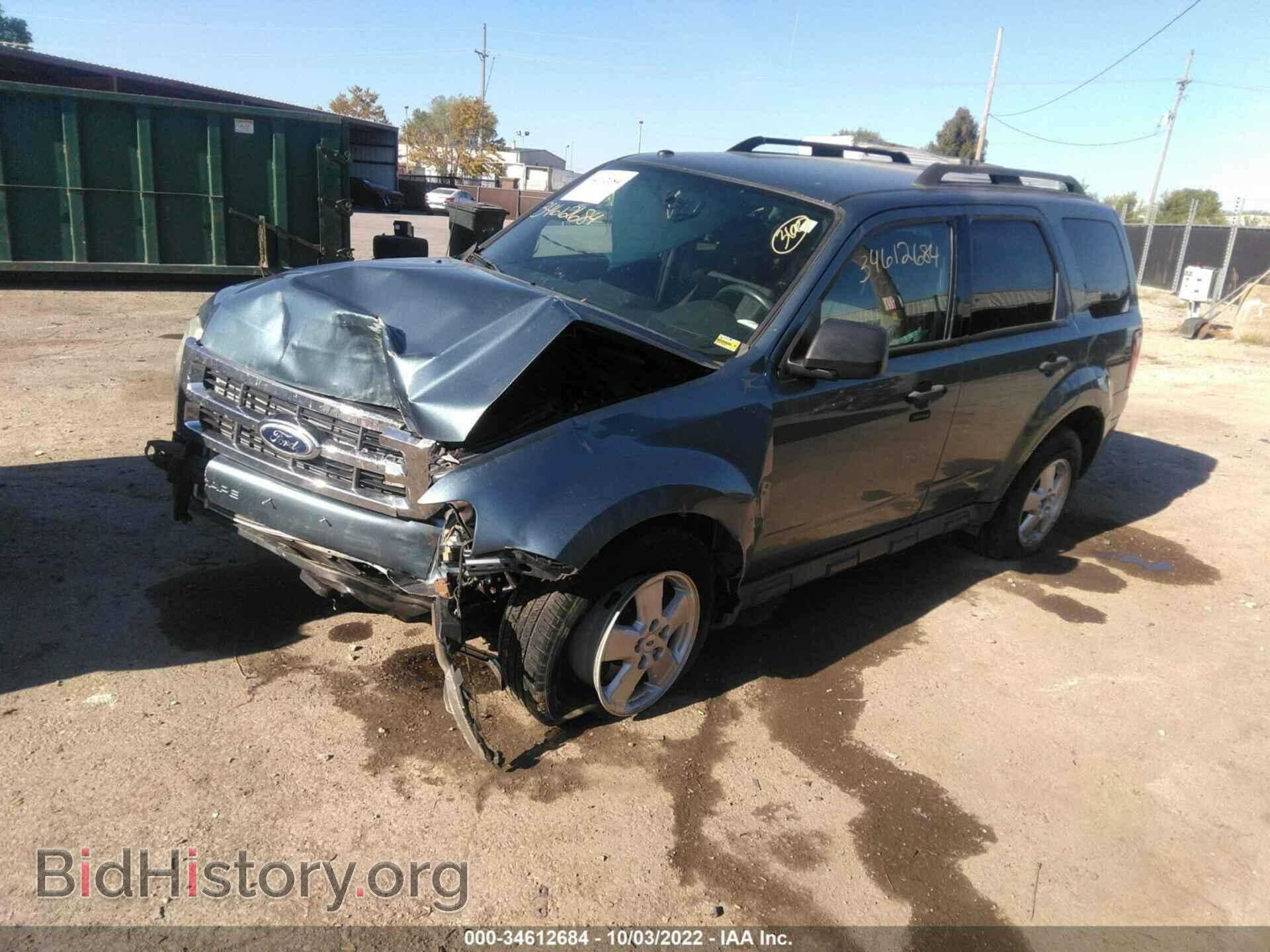 2010 FORD ESCAPE - VIN: 1FMCU0D72AKD45847 - Фото 2