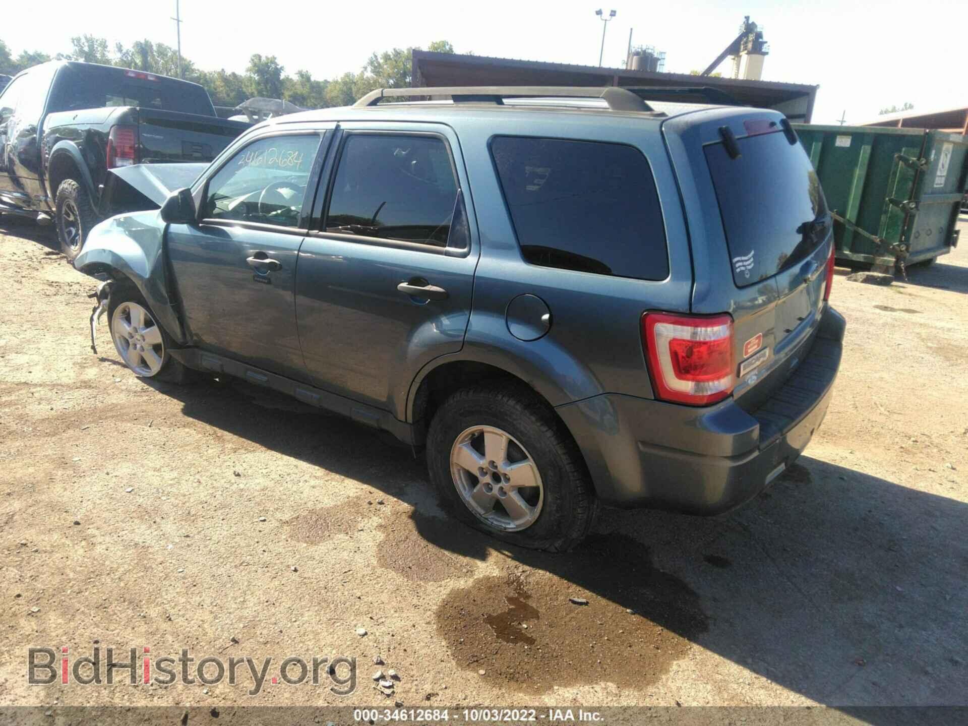 2010 FORD ESCAPE - VIN: 1FMCU0D72AKD45847 - Фото 3