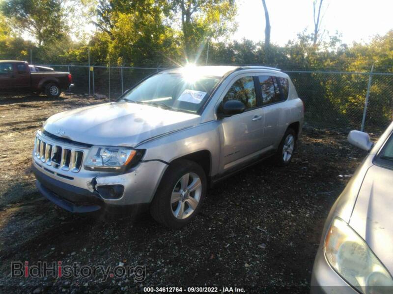 2011 Jeep COMPASS (VIN 1J4NF1FB6BD252182) — фото 2 из 11