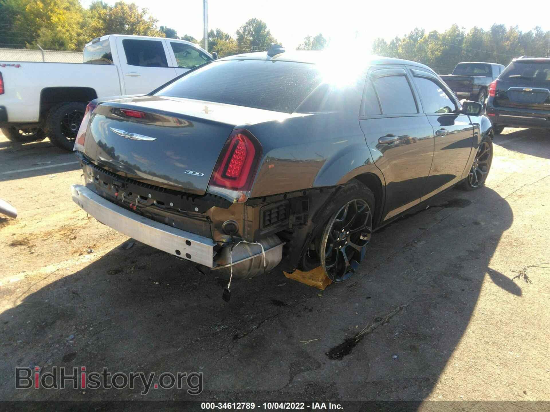 2019 CHRYSLER 300 - VIN: 2C3CCAAG6KH613541 - Photo 4
