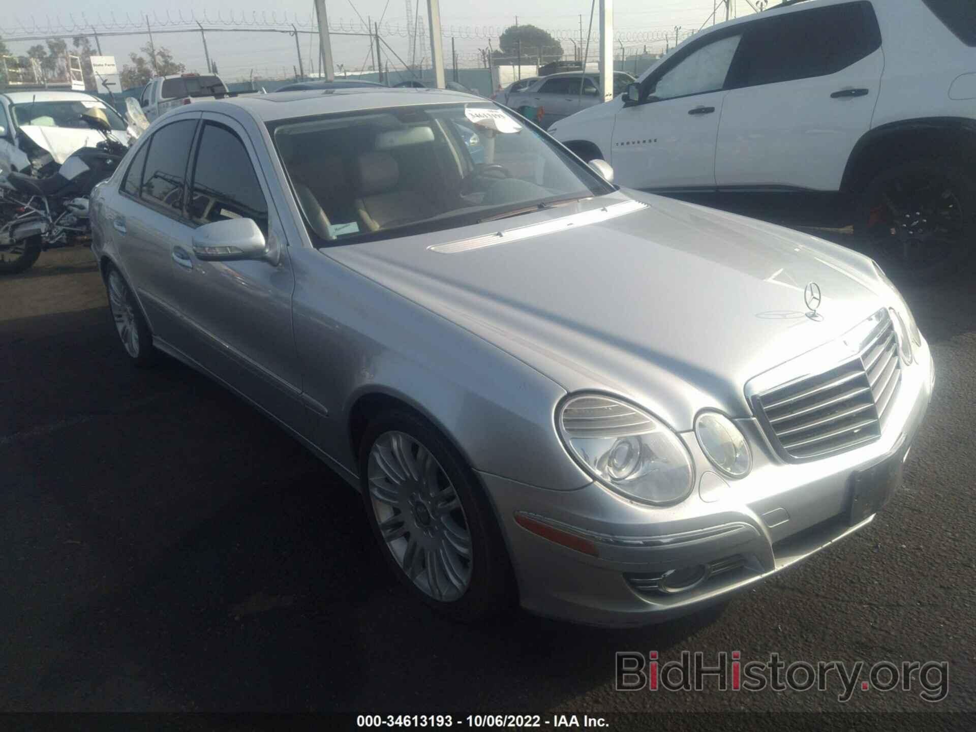 Photo WDBUF56X58B195285 - MERCEDES-BENZ E-CLASS 2008