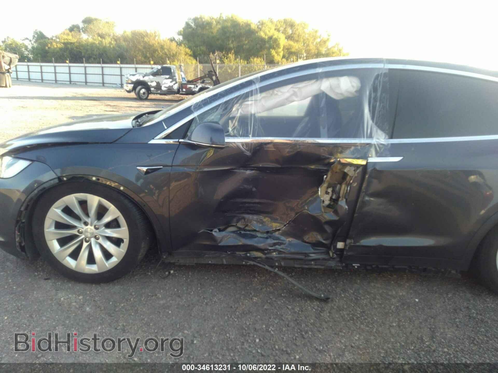 2018 TESLA MODEL X - VIN: 5YJXCAE2XJF140047 - Photo 6