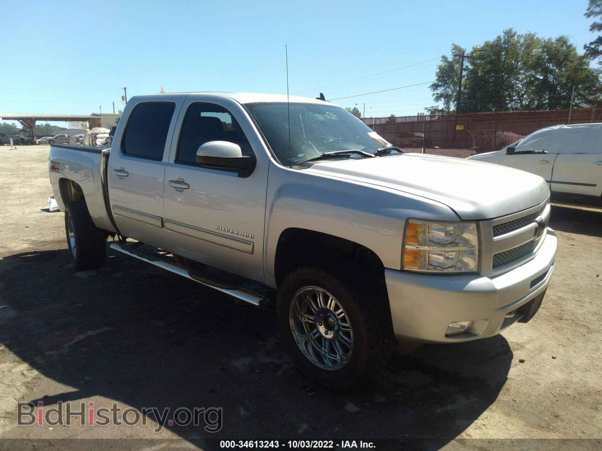 Photo 3GCPKSE34BG377372 - CHEVROLET SILVERADO 1500 2011