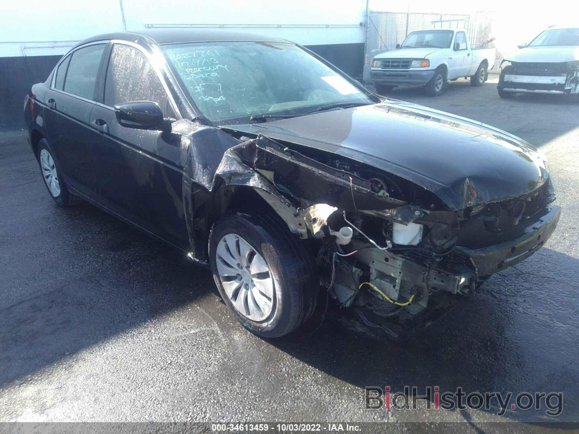 Photo 1HGCP2F38BA082709 - HONDA ACCORD SDN 2011