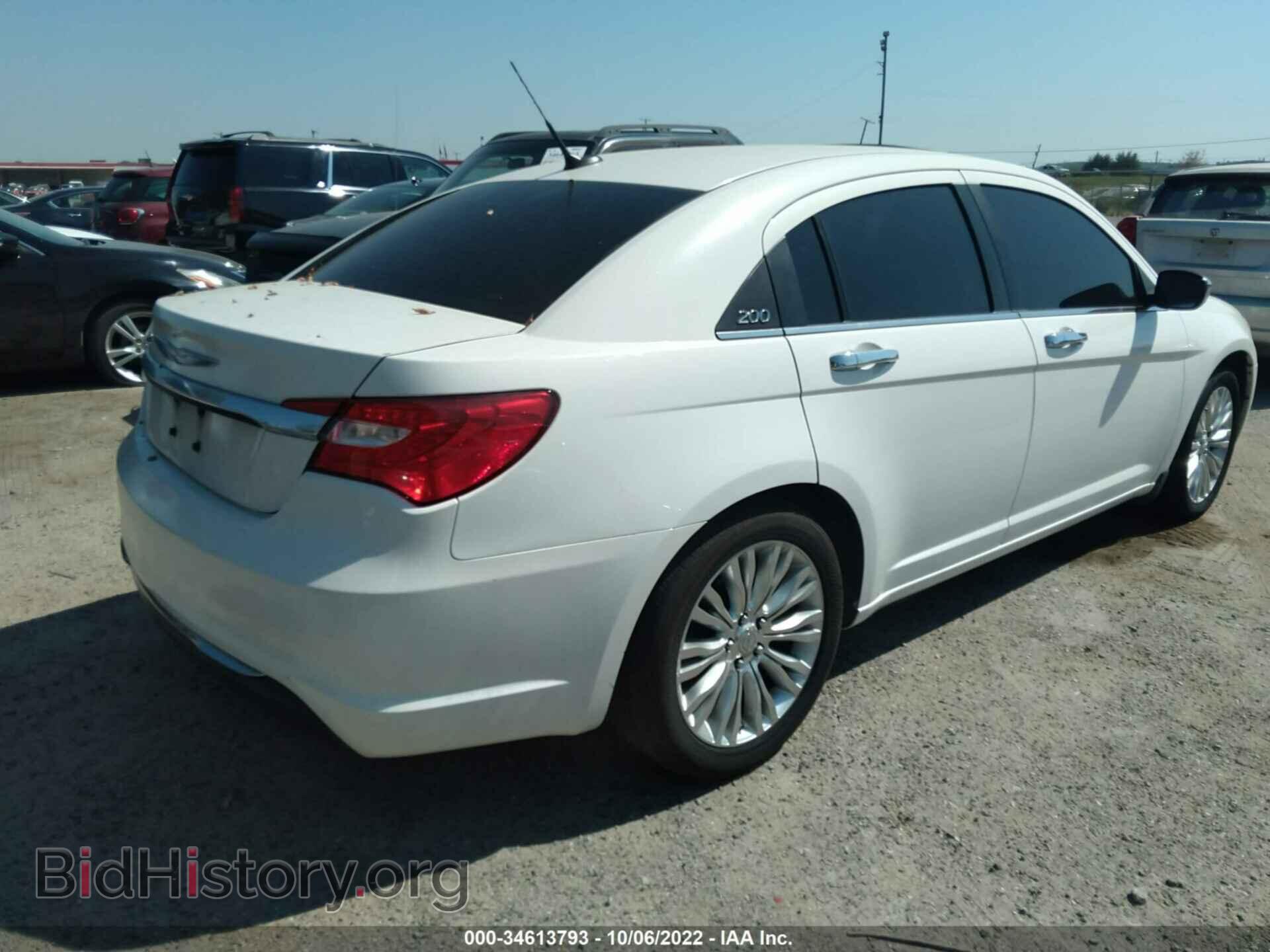 2011 CHRYSLER 200 - VIN: 1C3BC2FG0BN514358 - Фото 4