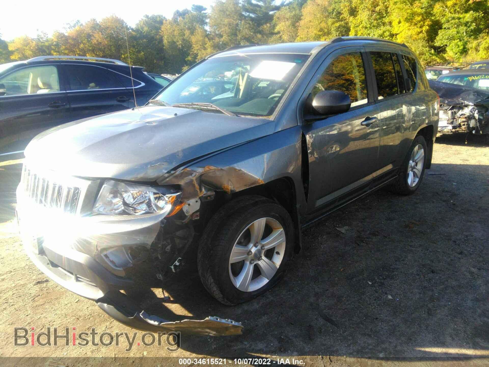 2011 JEEP COMPASS - VIN: 1J4NF1FB0BD243882 - Фото 2