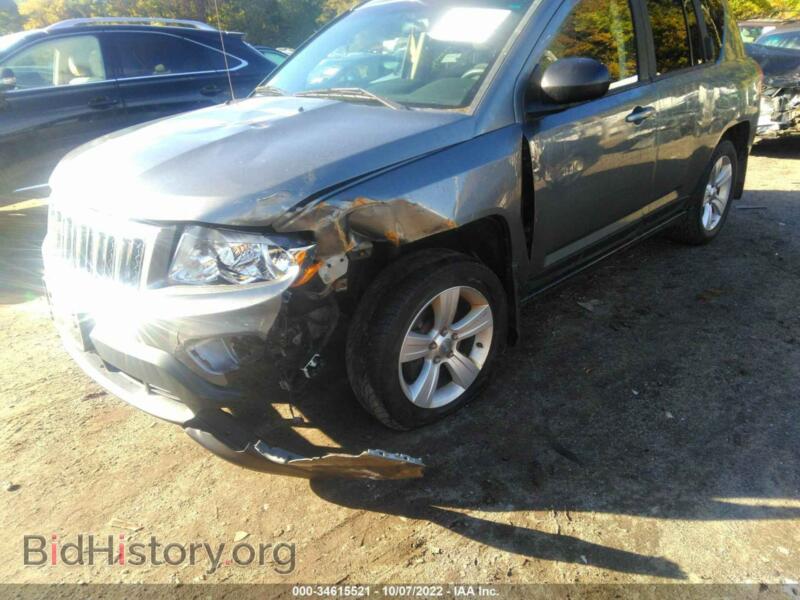 2011 Jeep COMPASS (VIN 1J4NF1FB0BD243882) — фото 6 из 11