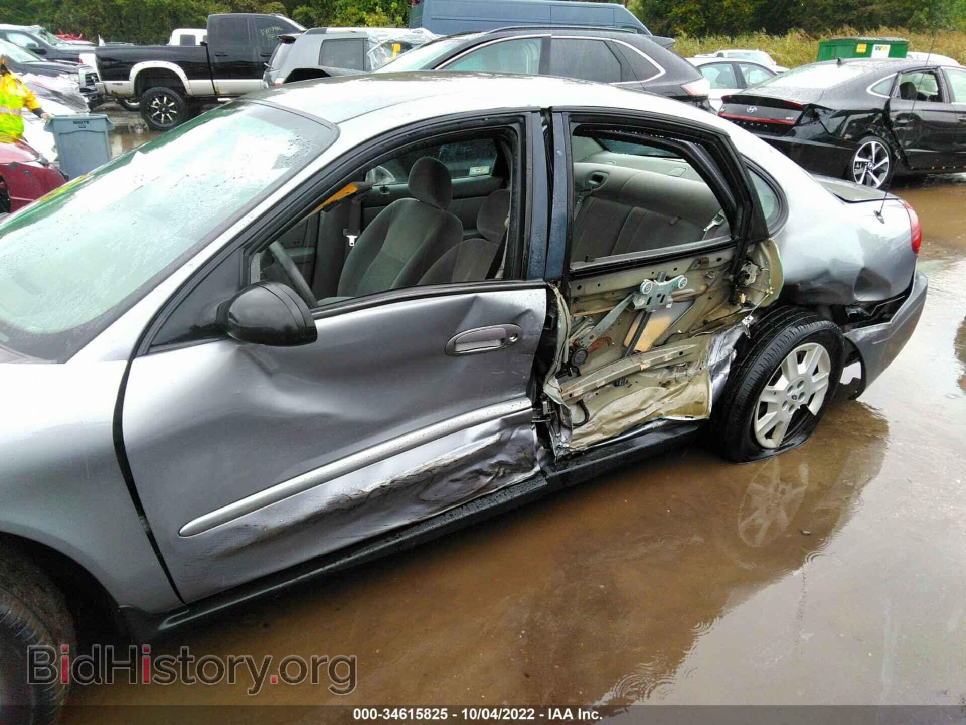 2006 FORD TAURUS - VIN: 1FAFP53U56A189643 - Фото 6