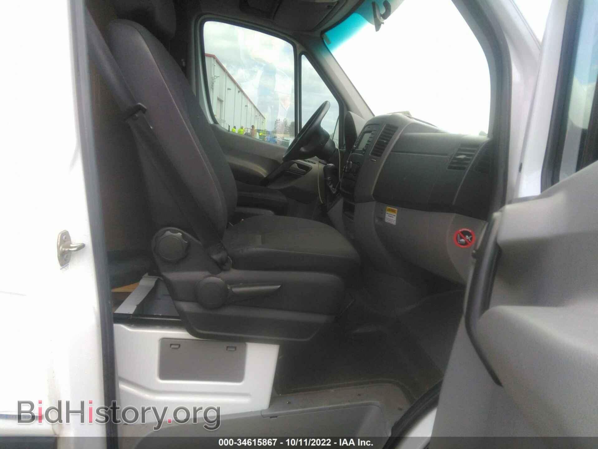 2014 MERCEDES-BENZ SPRINTER CARGO VANS - VIN: WD3PE7CC8E5859470 - Фото 5
