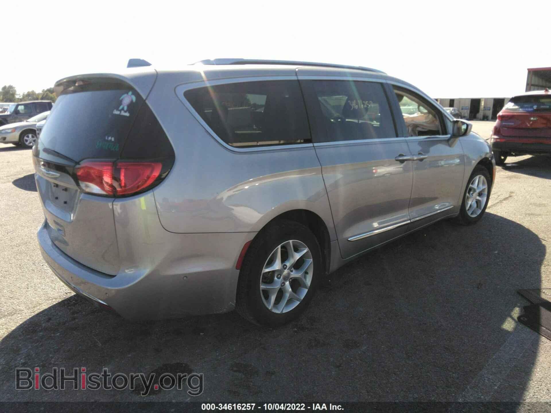 2017 CHRYSLER PACIFICA - VIN: 2C4RC1EG6HR644453 - Фото 4