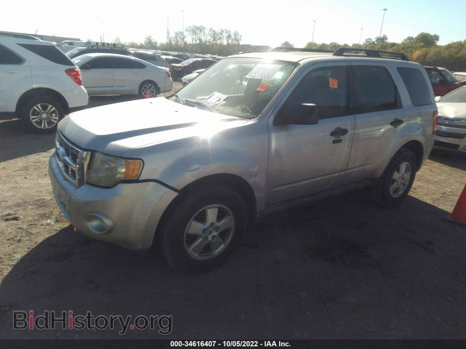 2010 FORD ESCAPE - VIN: 1FMCU0D71AKA02723 - Фото 2