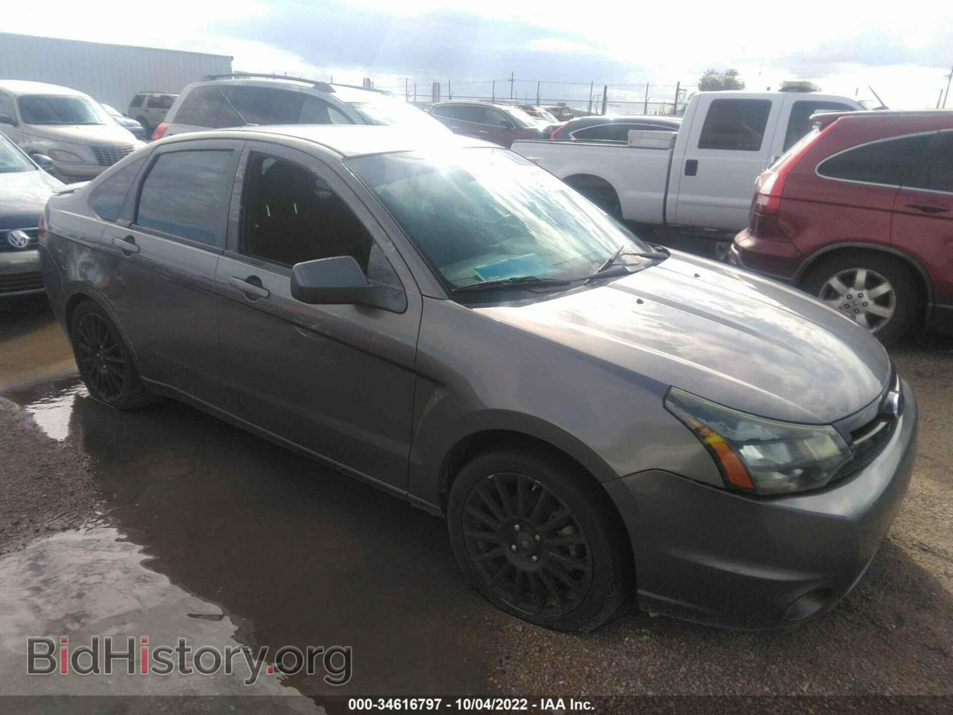 Photo 1FAHP3GN4AW118736 - FORD FOCUS 2010