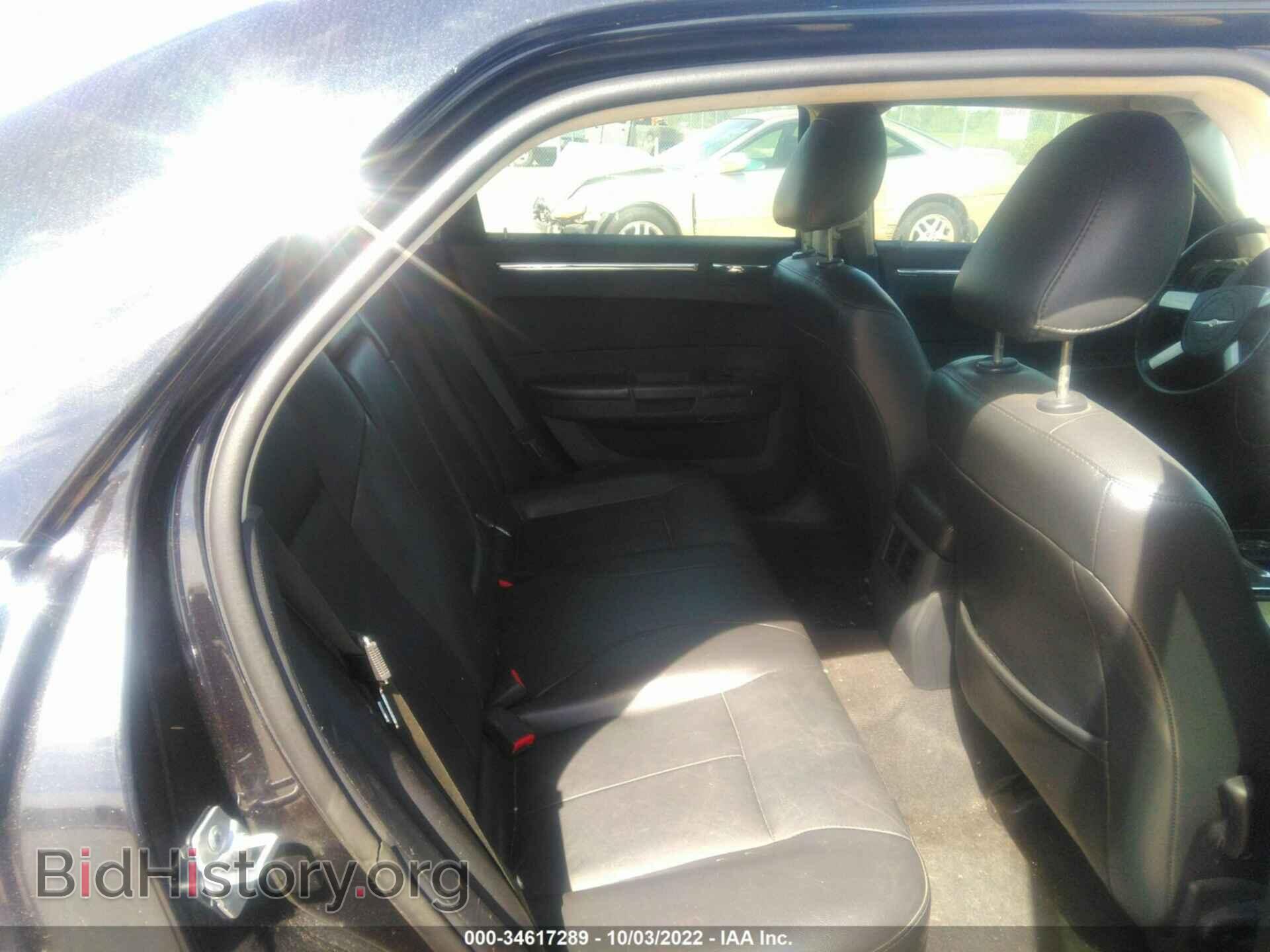 2010 CHRYSLER 300 - VIN: 2C3CA5CV7AH233261 - Фото 8