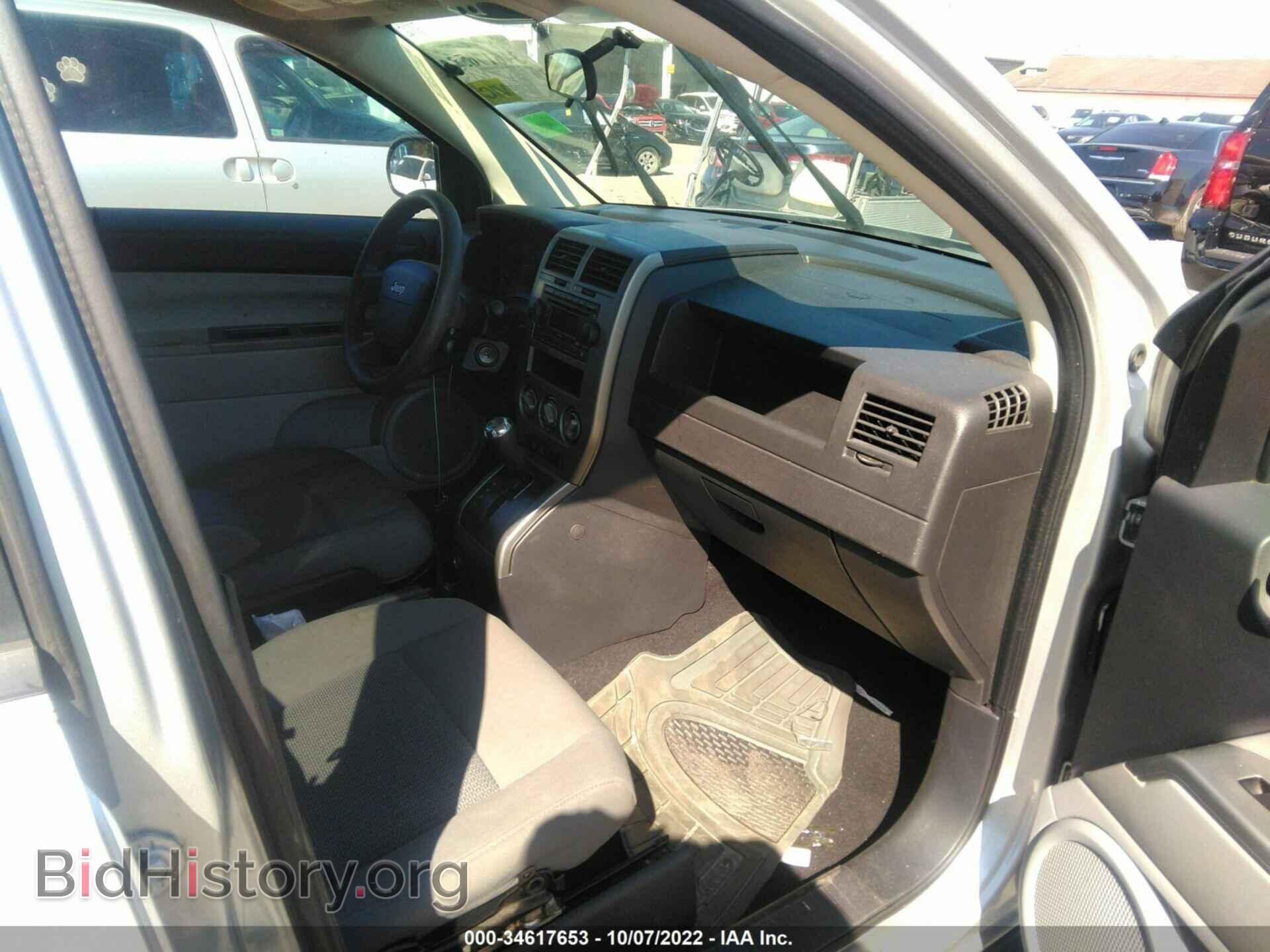 2007 JEEP COMPASS - VIN: 1J8FT47W57D223181 - Фото 5