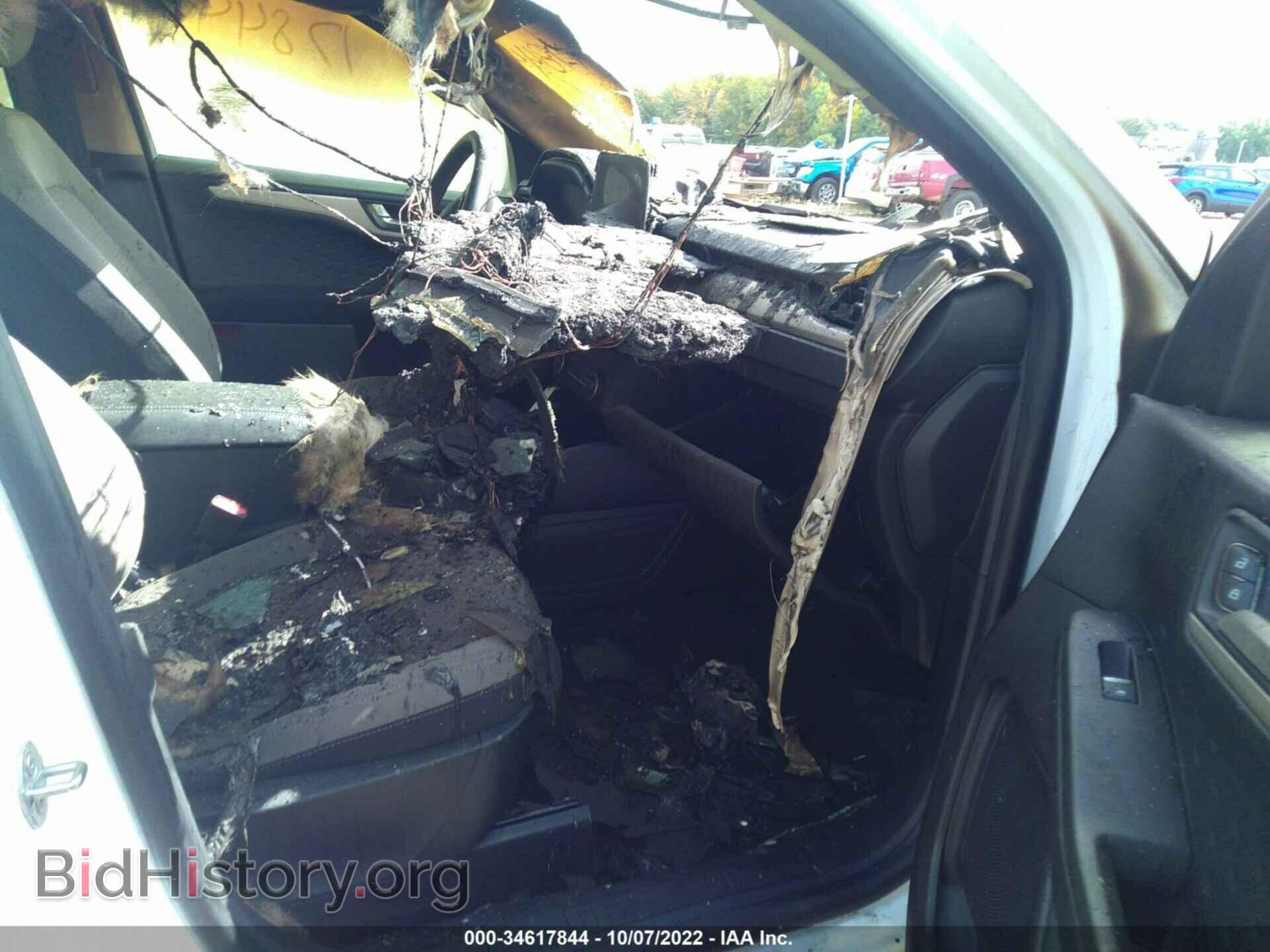 2020 FORD ESCAPE - VIN: 1FMCU9G69LUA34592 - Photo 5