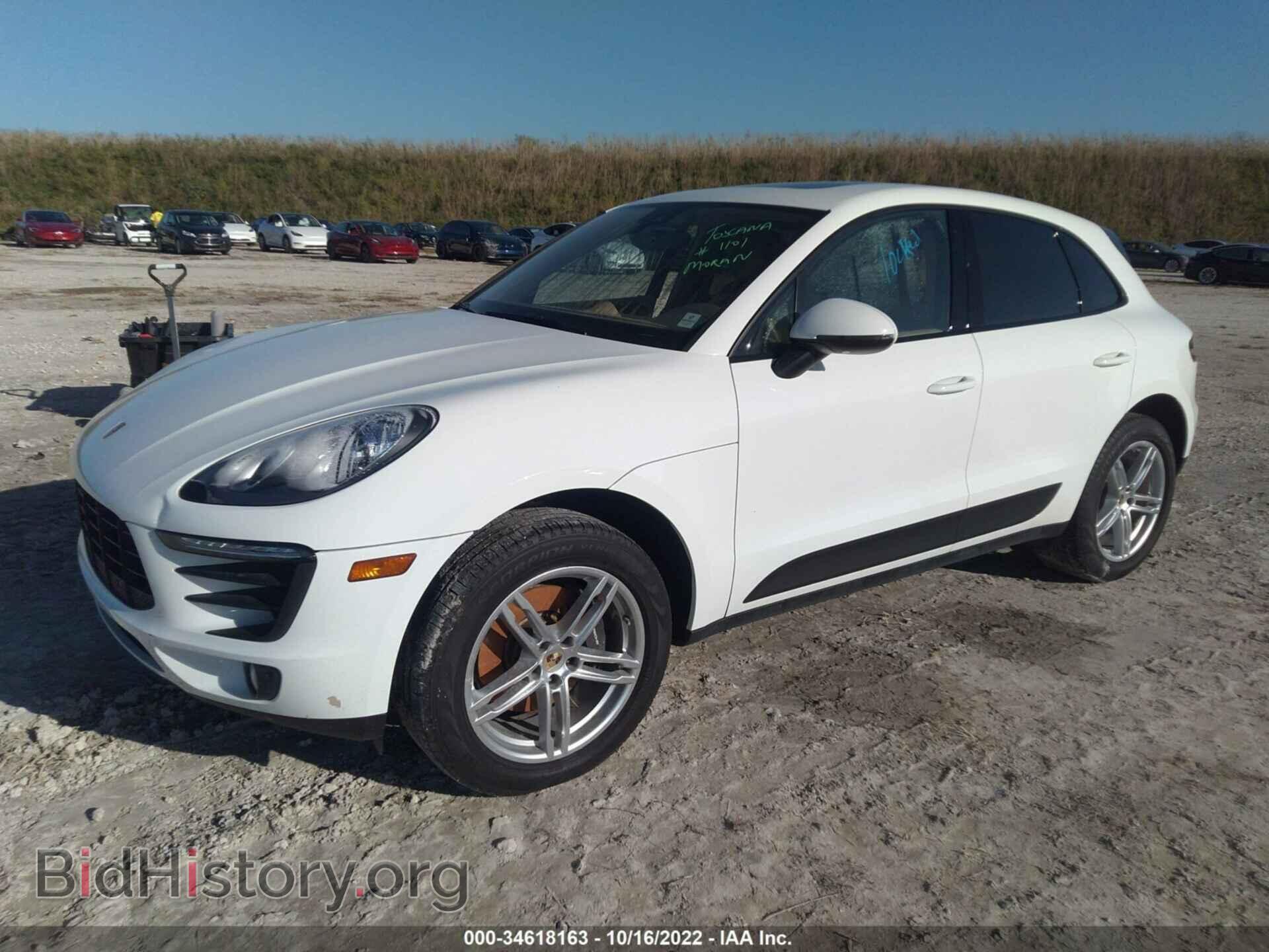 2017 PORSCHE MACAN - VIN: WP1AA2A50HLB02883 - Photo 2