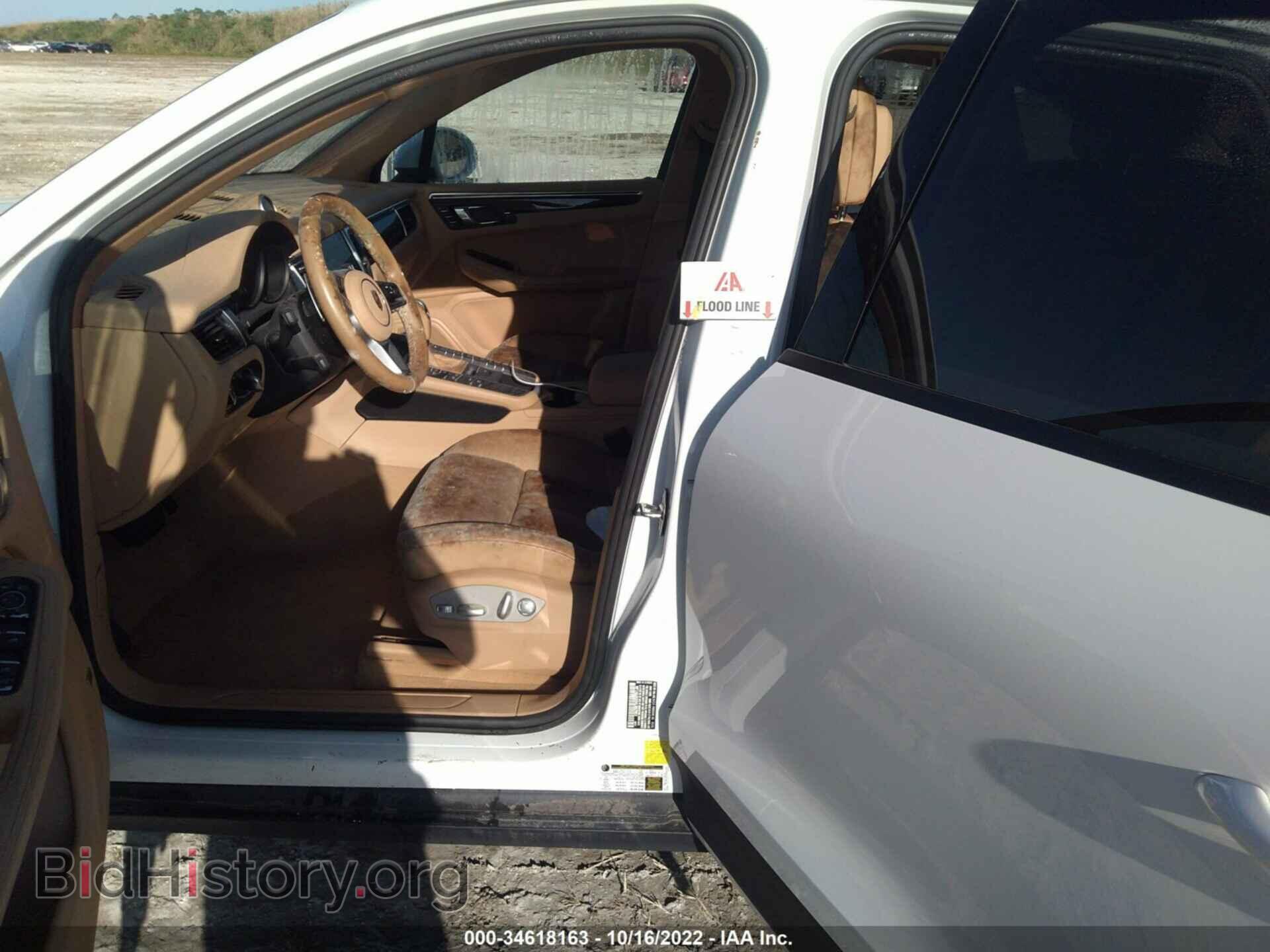 2017 PORSCHE MACAN - VIN: WP1AA2A50HLB02883 - Photo 6