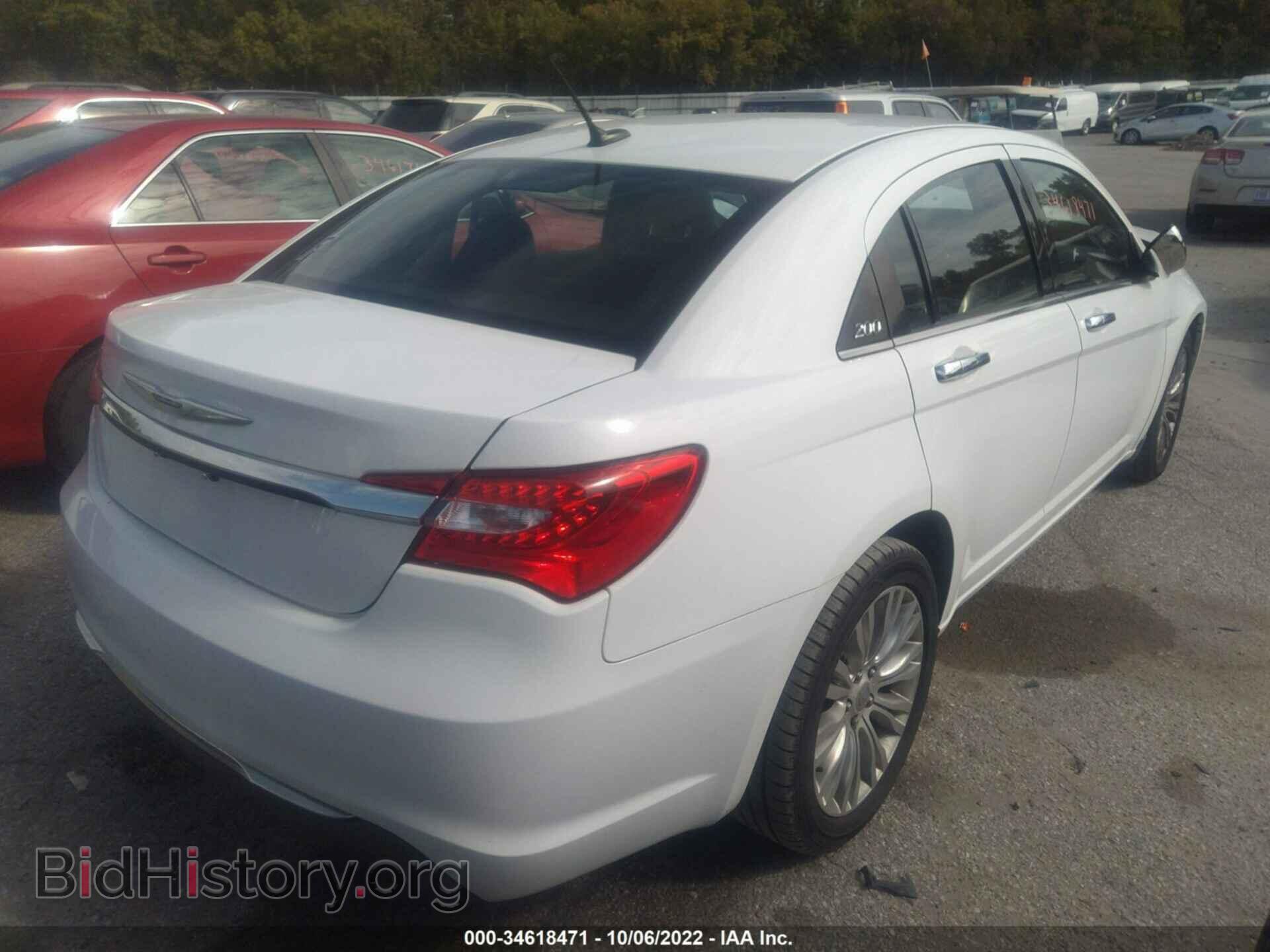 2012 CHRYSLER 200 - VIN: 1C3CCBCB8CN236551 - Фото 4
