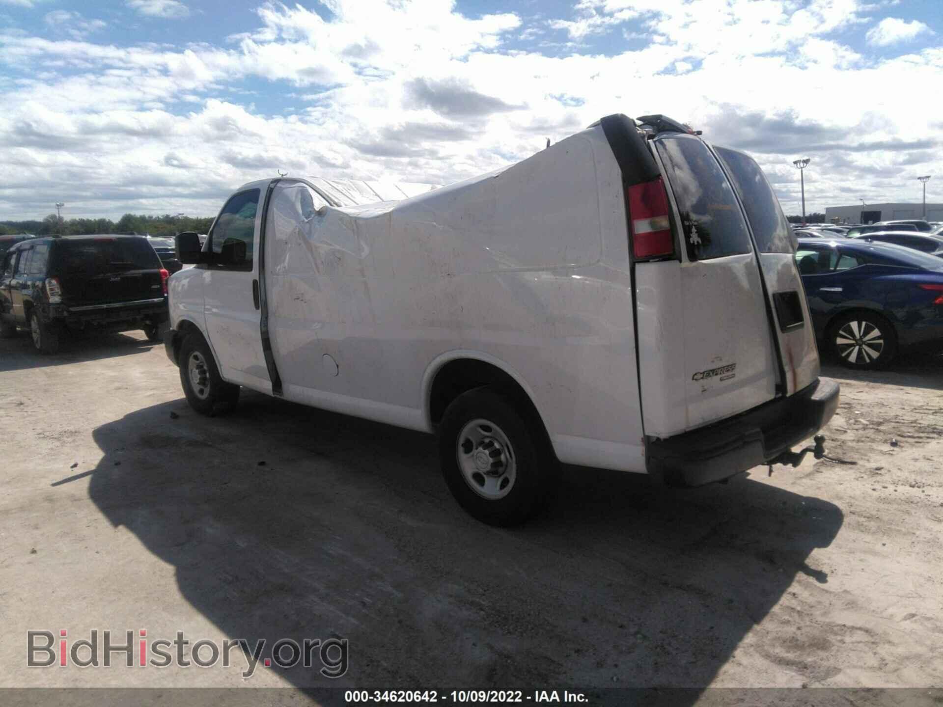2014 CHEVROLET EXPRESS CARGO VAN - VIN: 1GCWGFCA8E1211140 - Фото 3