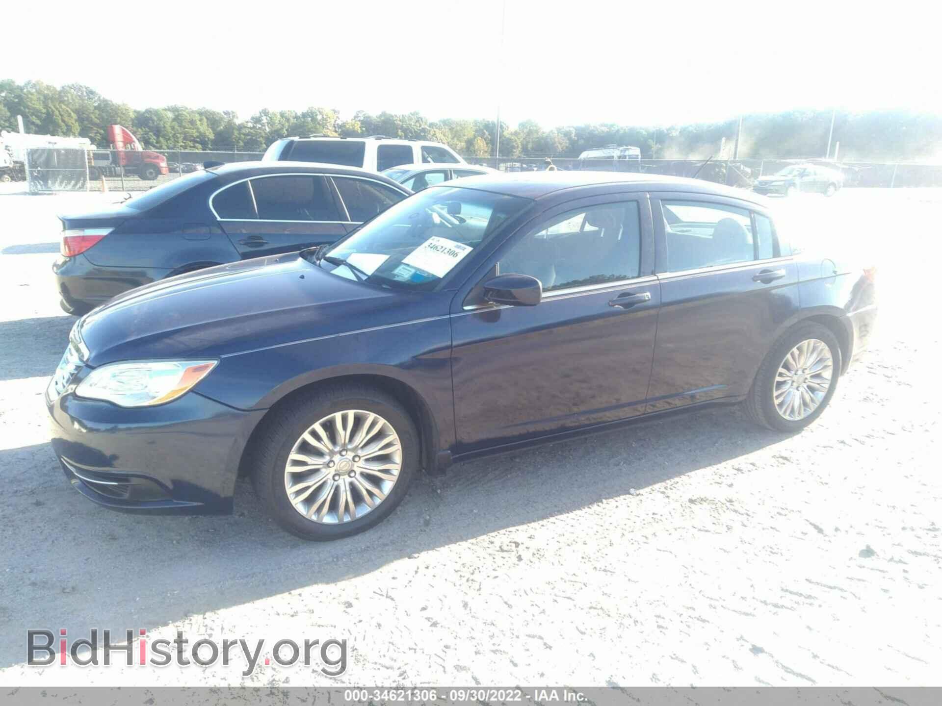 2013 CHRYSLER 200 - VIN: 1C3CCBBB7DN695007 - Photo 2