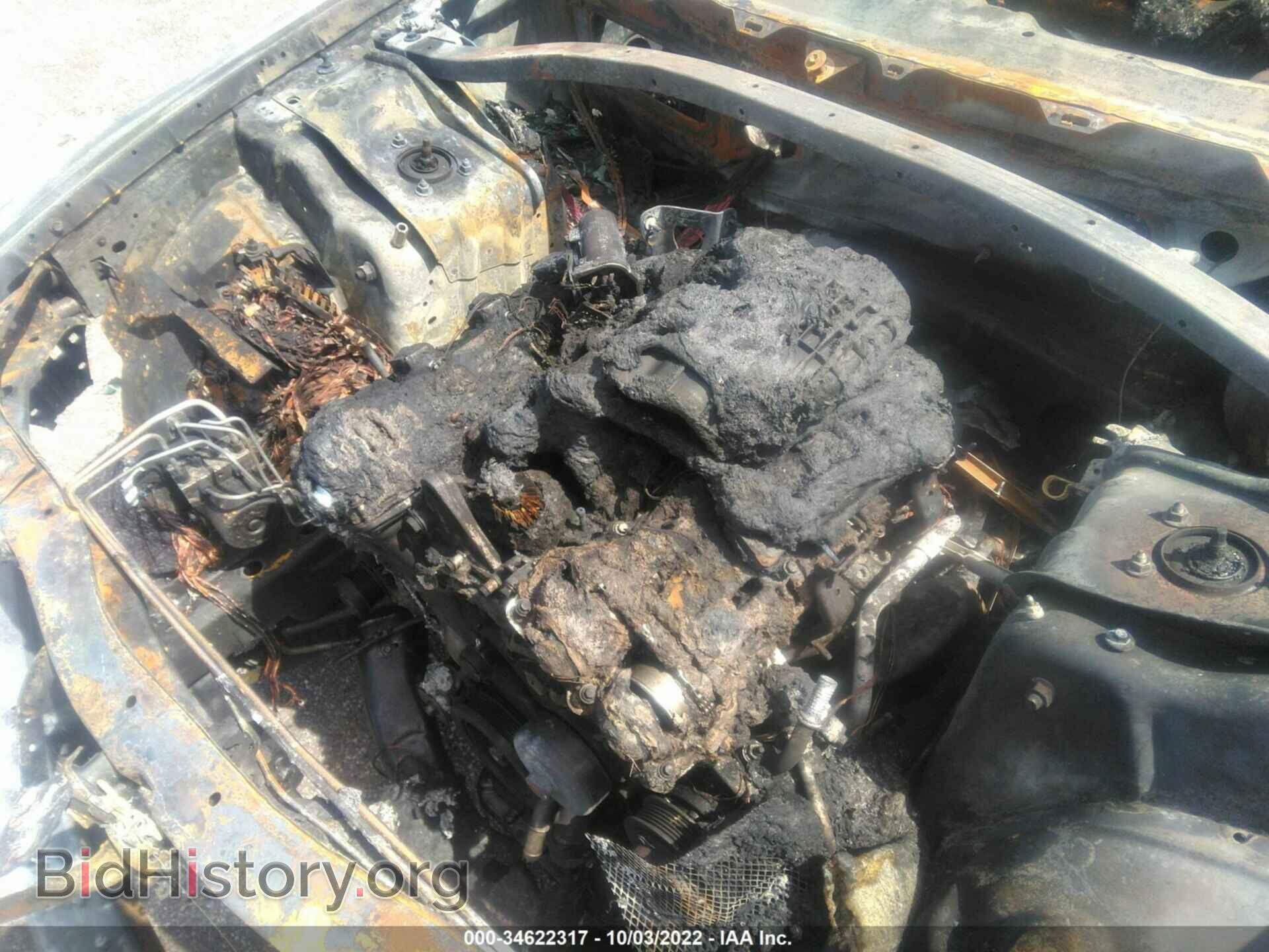 2013 CHRYSLER 300 - VIN: 2C3CCAAG0DH743480 - Фото 10