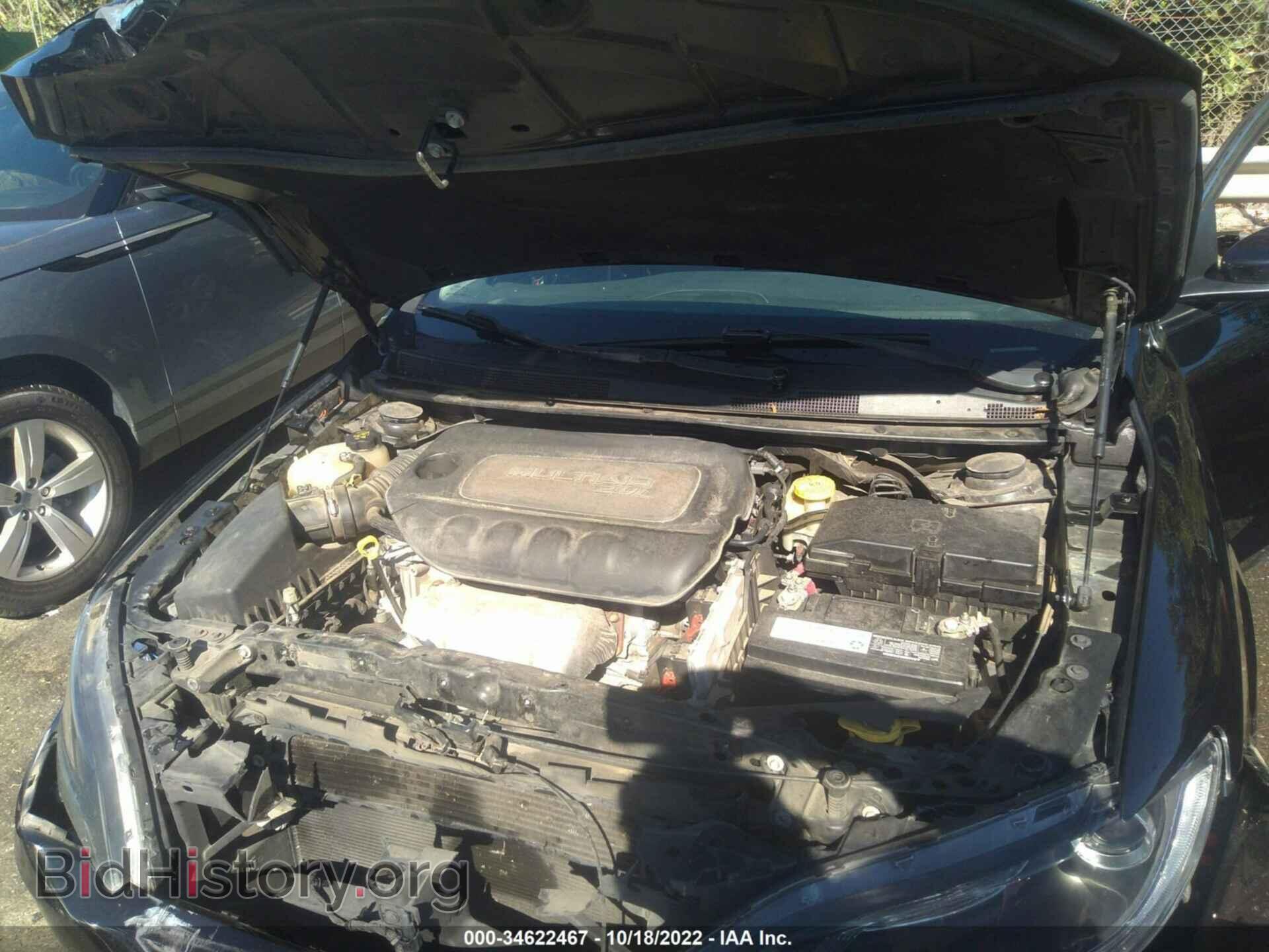 2015 CHRYSLER 200 - VIN: 1C3CCCABXFN665834 - Фото 10